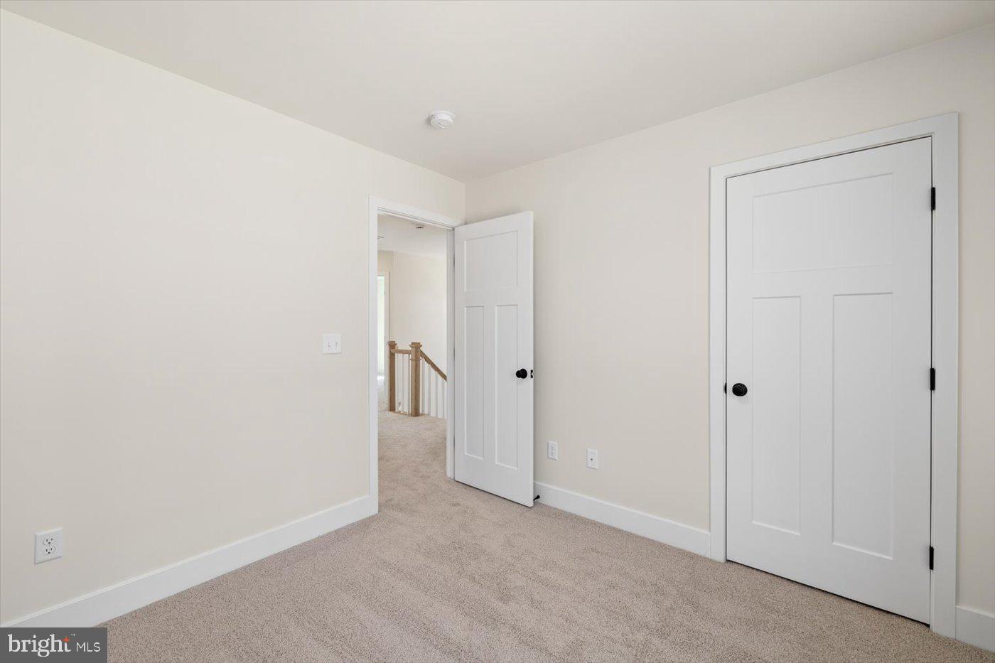 PRESIDENTIAL LAKES - Residential