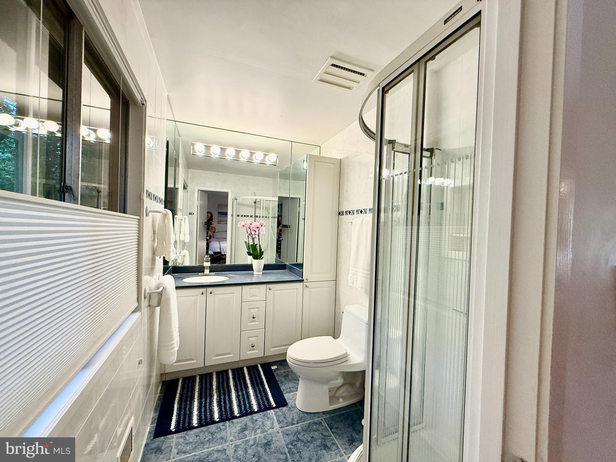 CARDEROCK SPRINGS - Residential