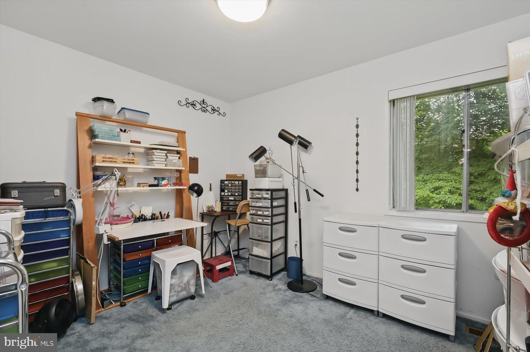 CARDEROCK SPRINGS - Residential