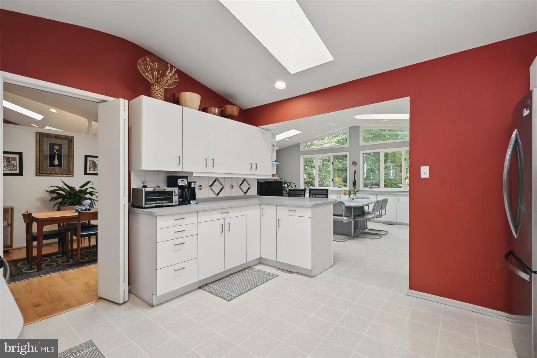 CARDEROCK SPRINGS - Residential