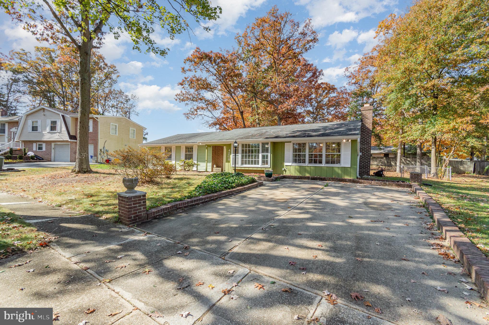 4208 SANDWICH CIRCLE