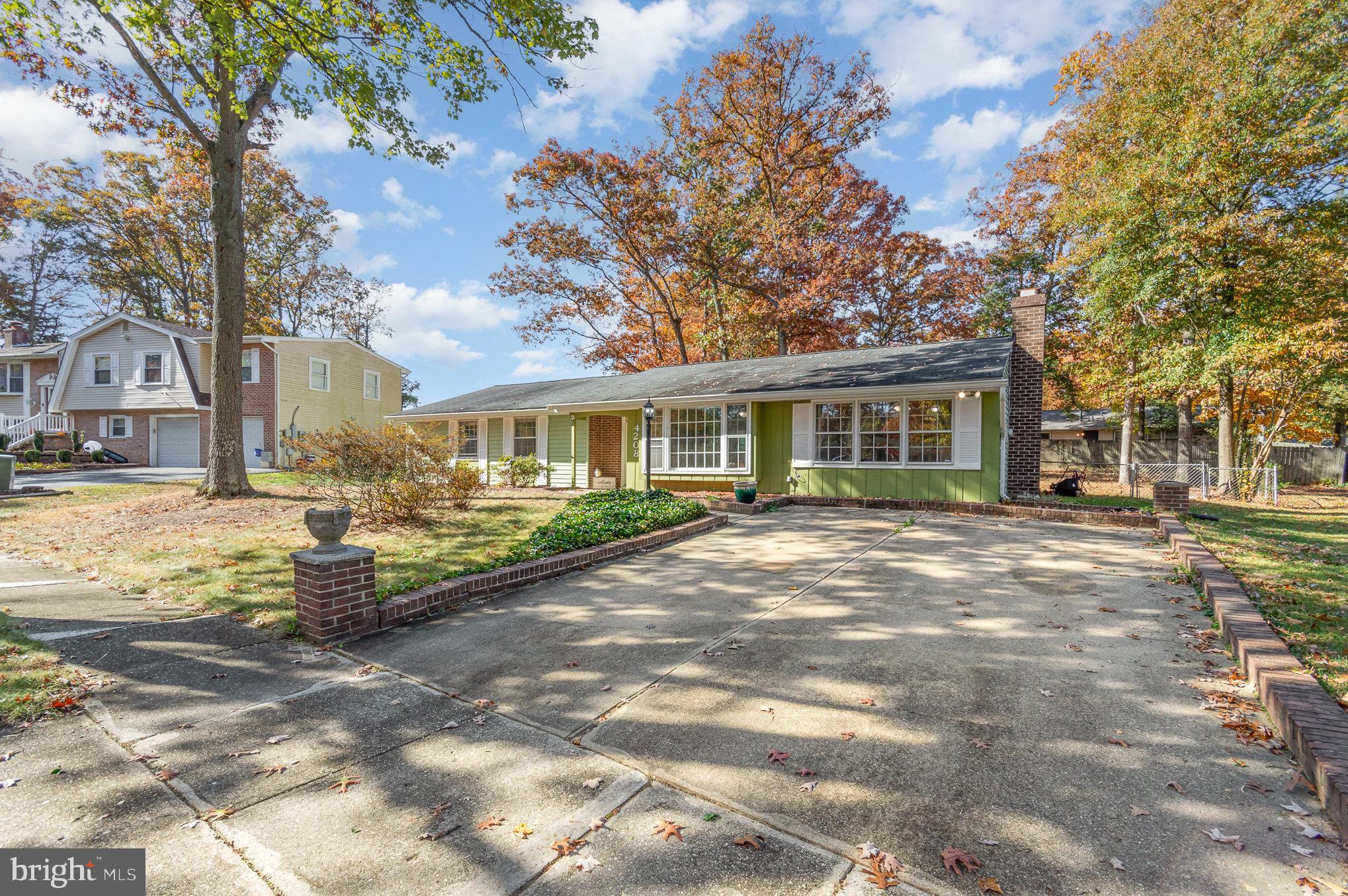 4208 SANDWICH CIRCLE