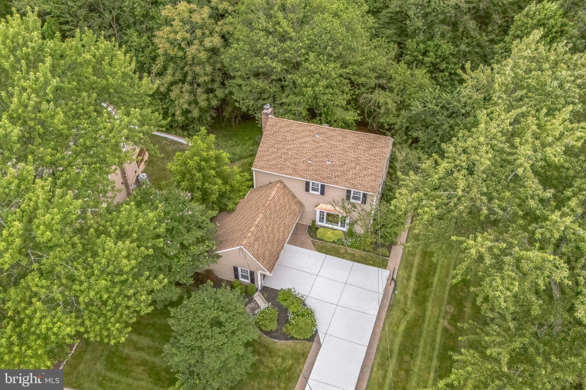 Cherry Hill, New Jersey 08003, United States, 4 Bedrooms Bedrooms, ,3 BathroomsBathrooms,Residential,Pending,191129