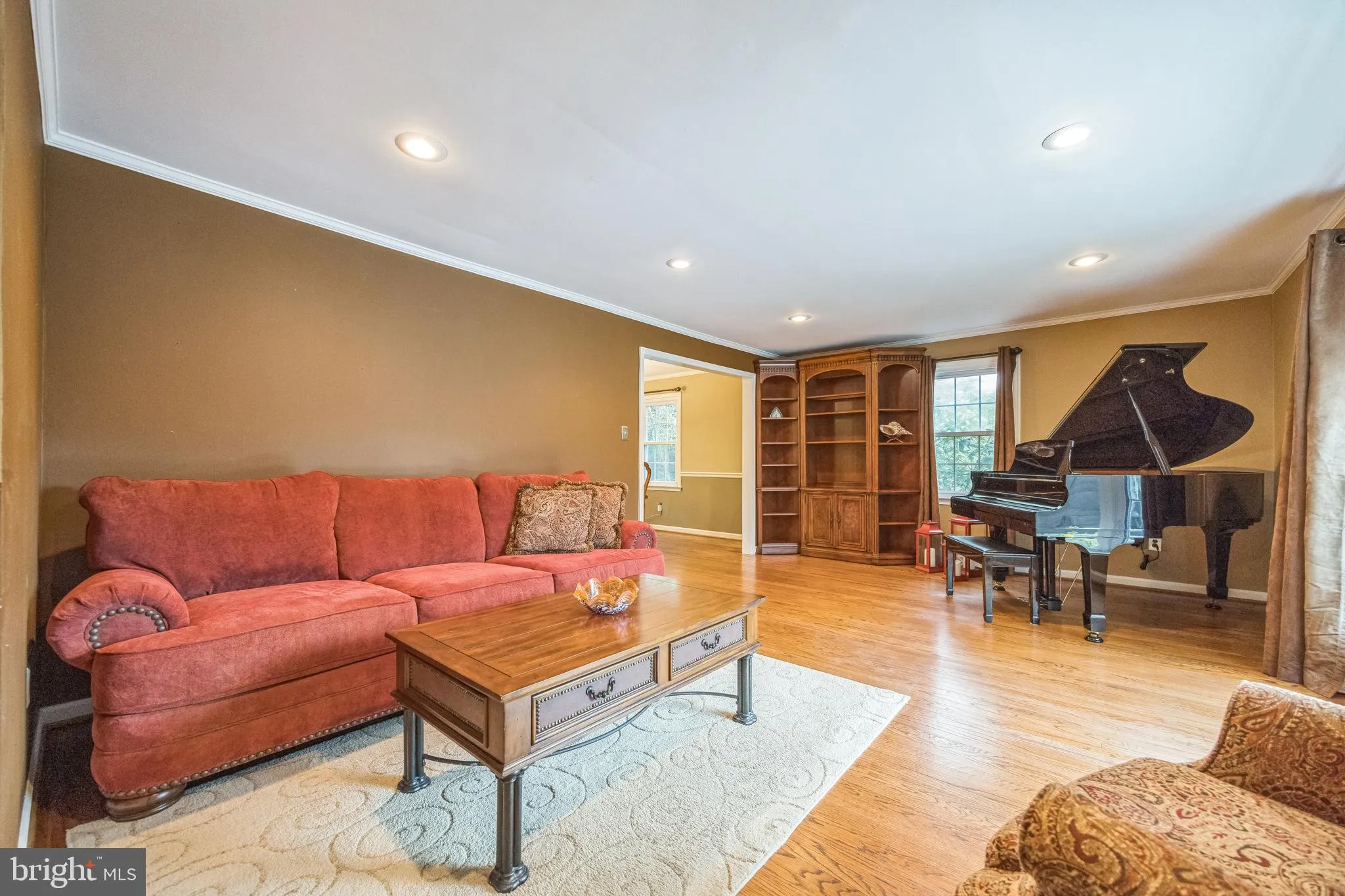 Cherry Hill, New Jersey 08003, United States, 4 Bedrooms Bedrooms, ,3 BathroomsBathrooms,Residential,Pending,191129