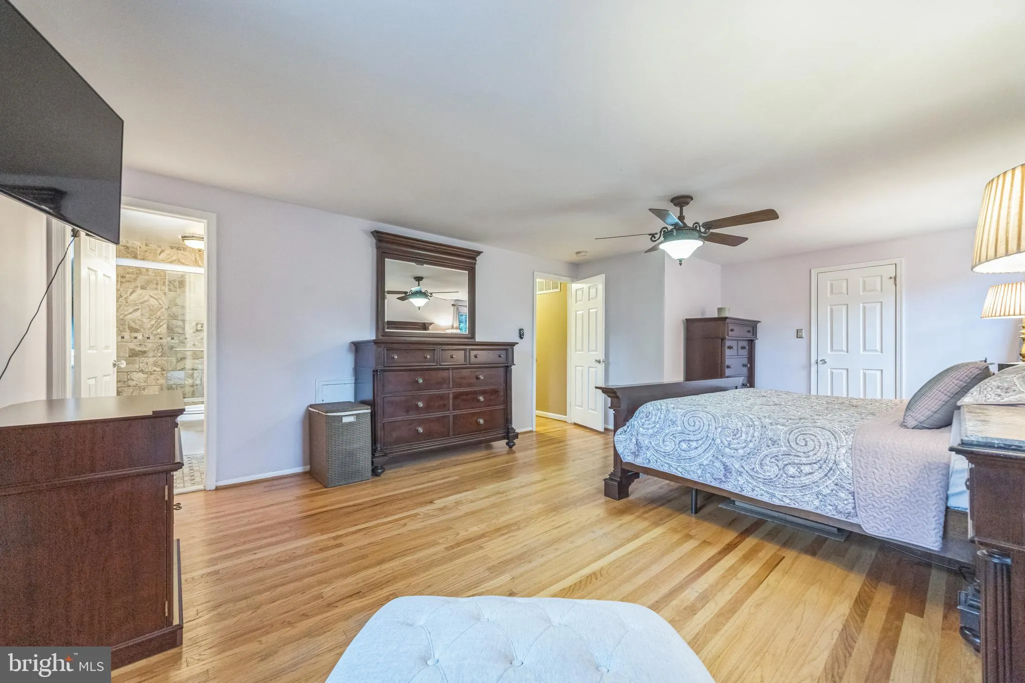 Cherry Hill, New Jersey 08003, United States, 4 Bedrooms Bedrooms, ,3 BathroomsBathrooms,Residential,Pending,191129