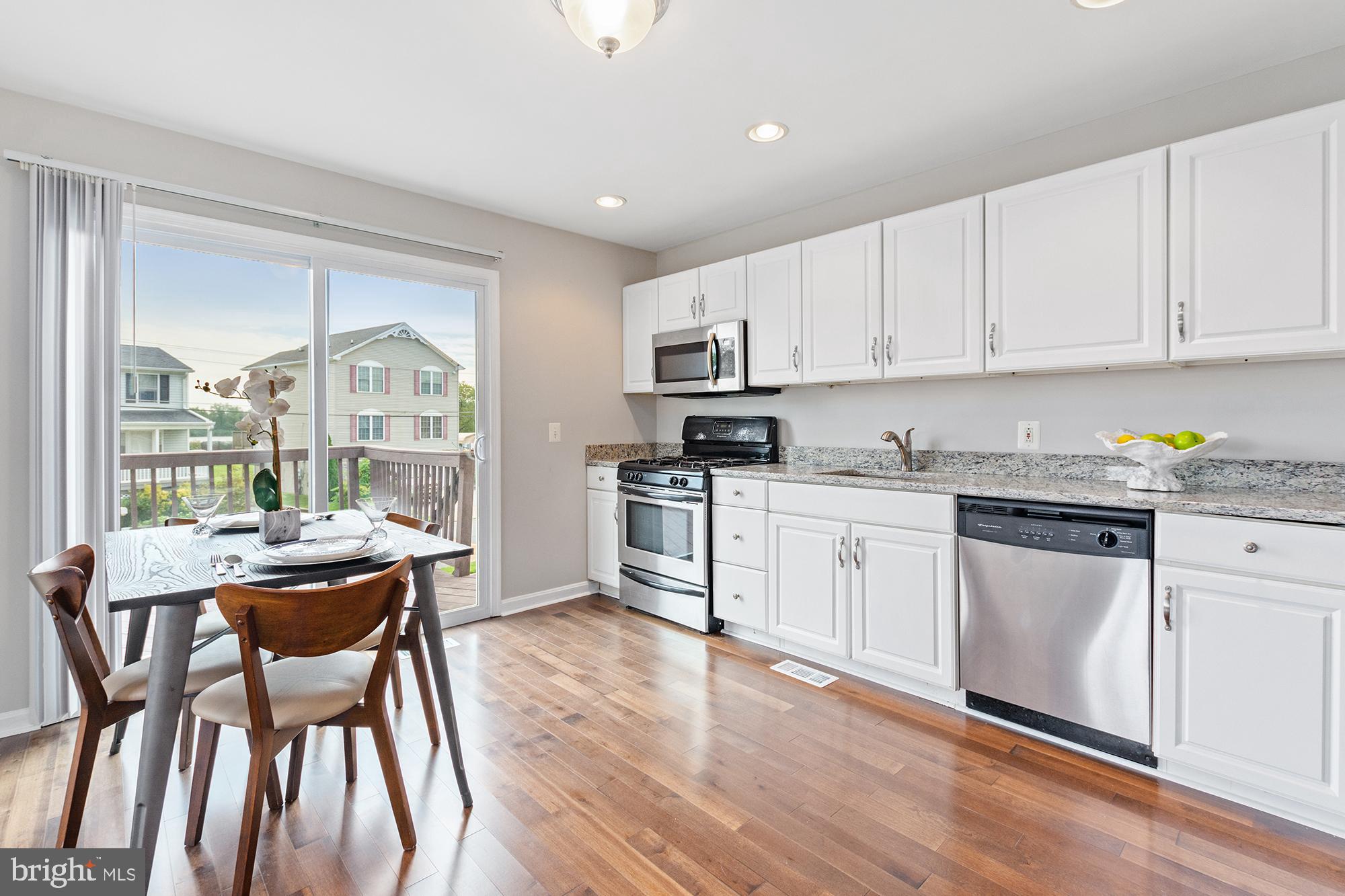 MURRAY POINT - Residential