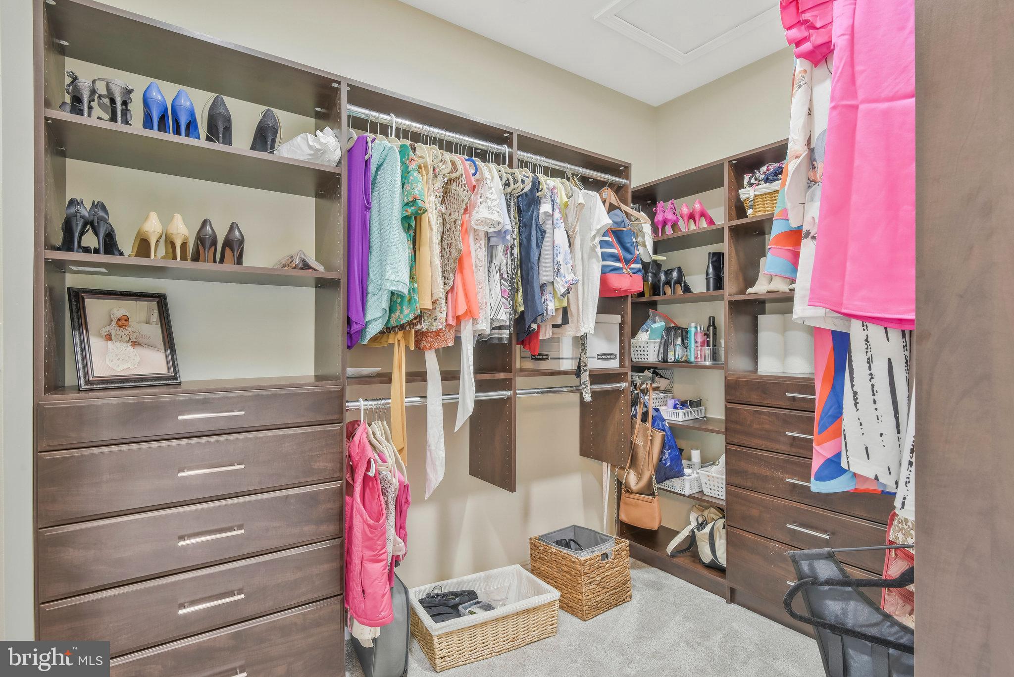 DOMINION VALLEY COUNTRY CLUB - Residential Lease