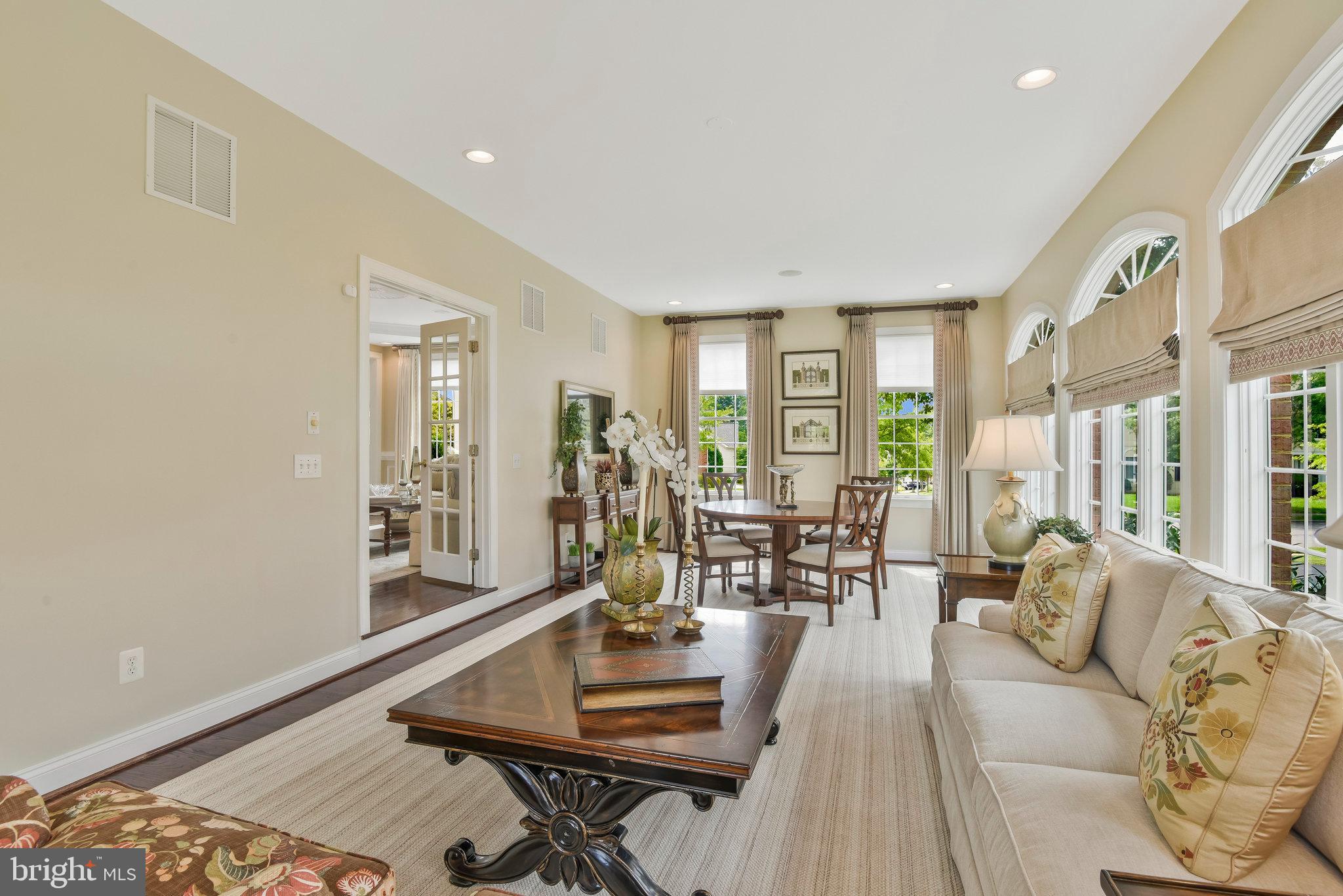 DOMINION VALLEY COUNTRY CLUB - Residential Lease