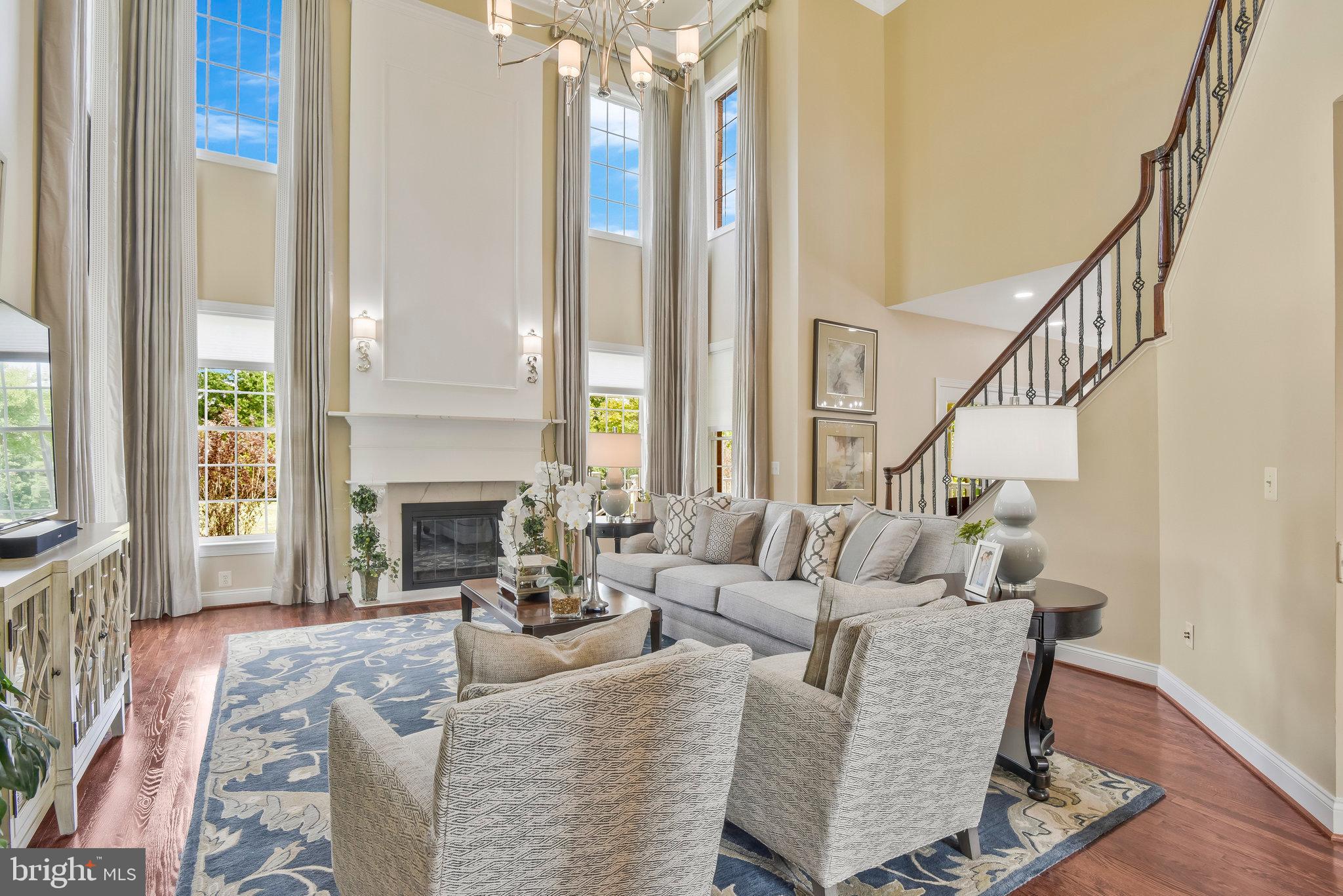 DOMINION VALLEY COUNTRY CLUB - Residential Lease