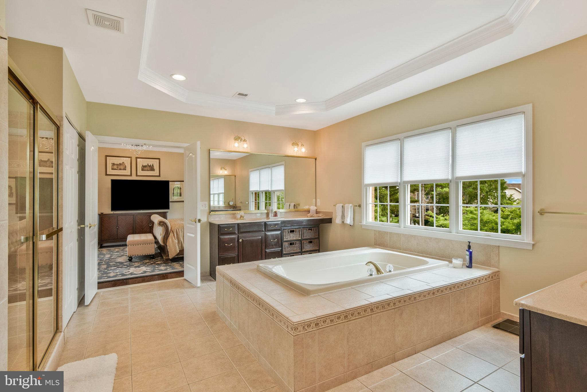 DOMINION VALLEY COUNTRY CLUB - Residential Lease