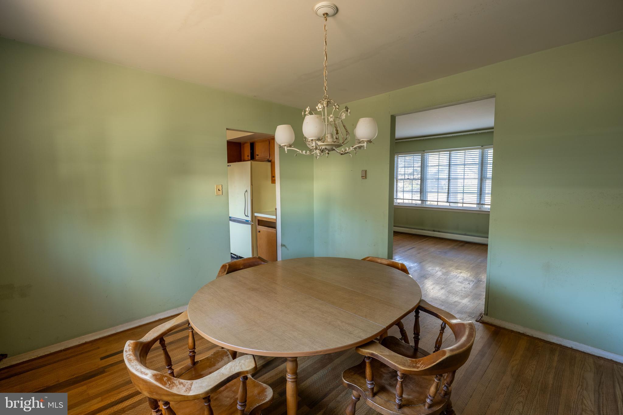 MEETINGHOUSE VIL - Residential