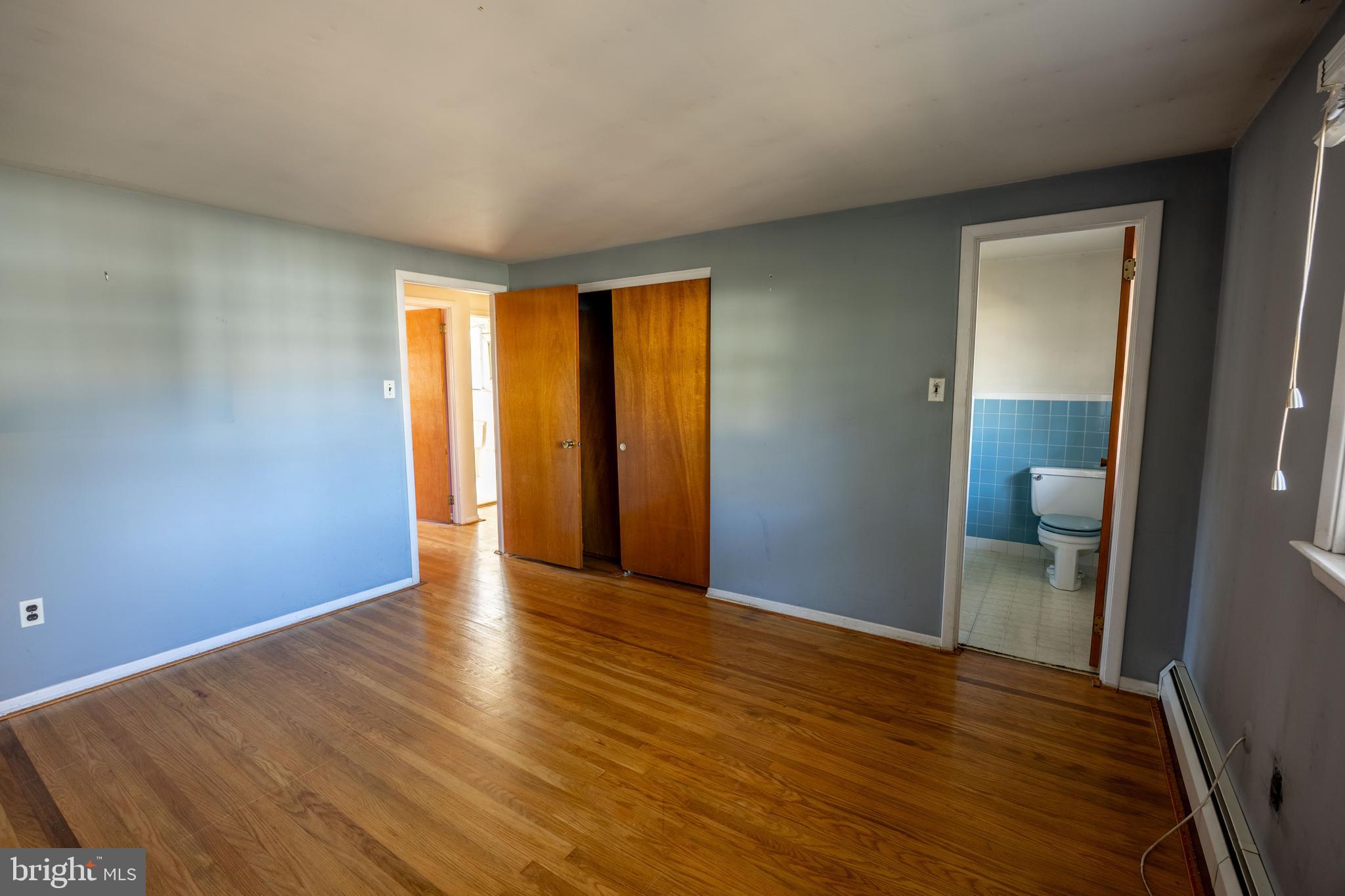 MEETINGHOUSE VIL - Residential