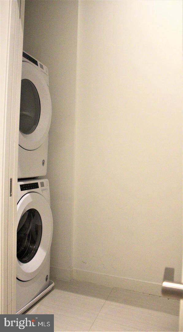 THE VERSE CONDO - Residential