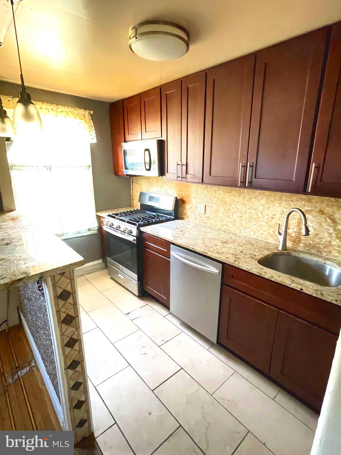 OAK LANE - Residential