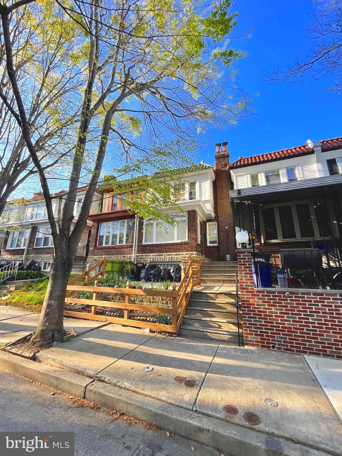 OAK LANE - Residential