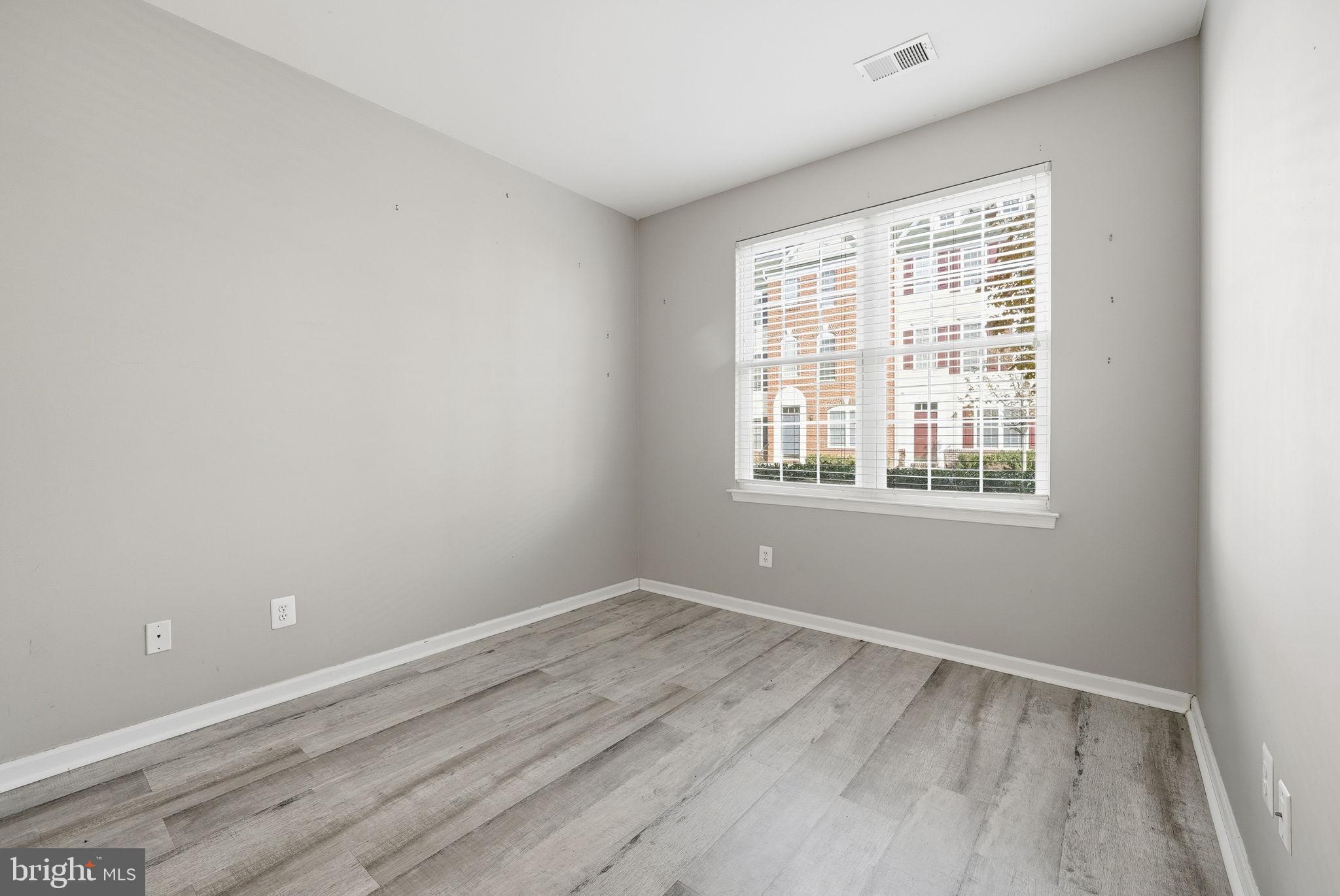 AMBERLEA AT SOUTH RIDING - Residential