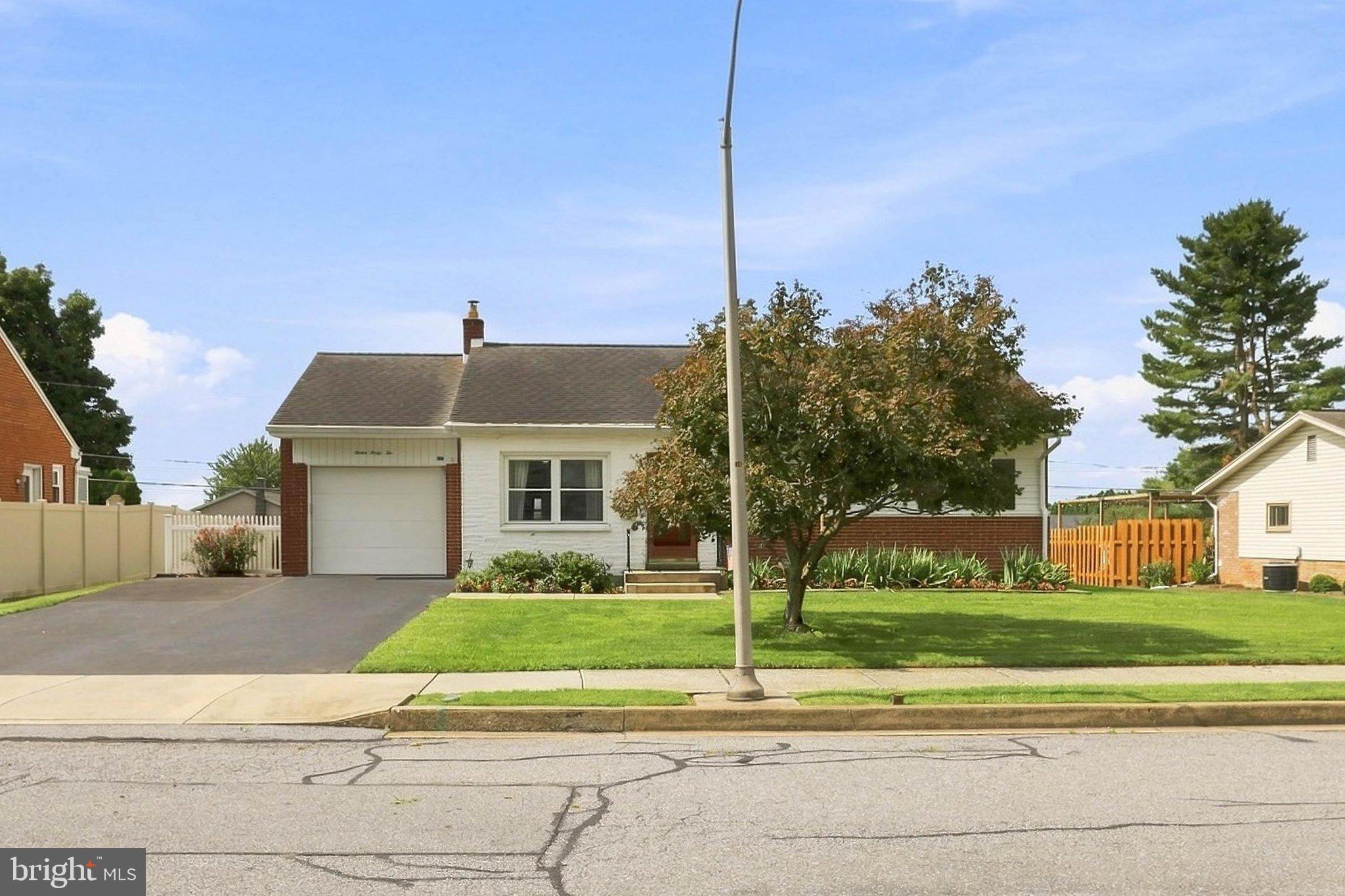 1242 MARIE AVENUE