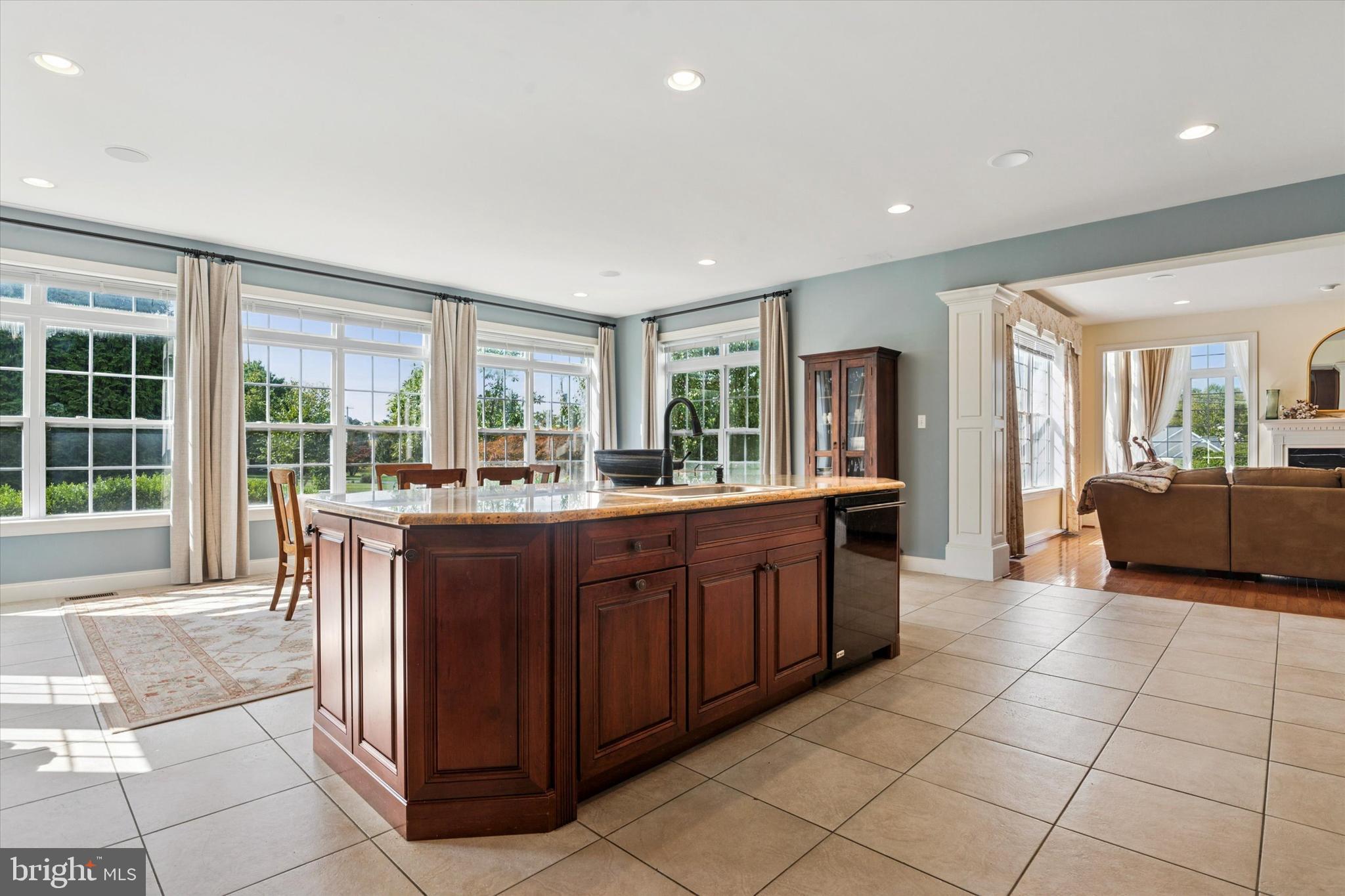 WHITE CLAY KNOLL - Residential