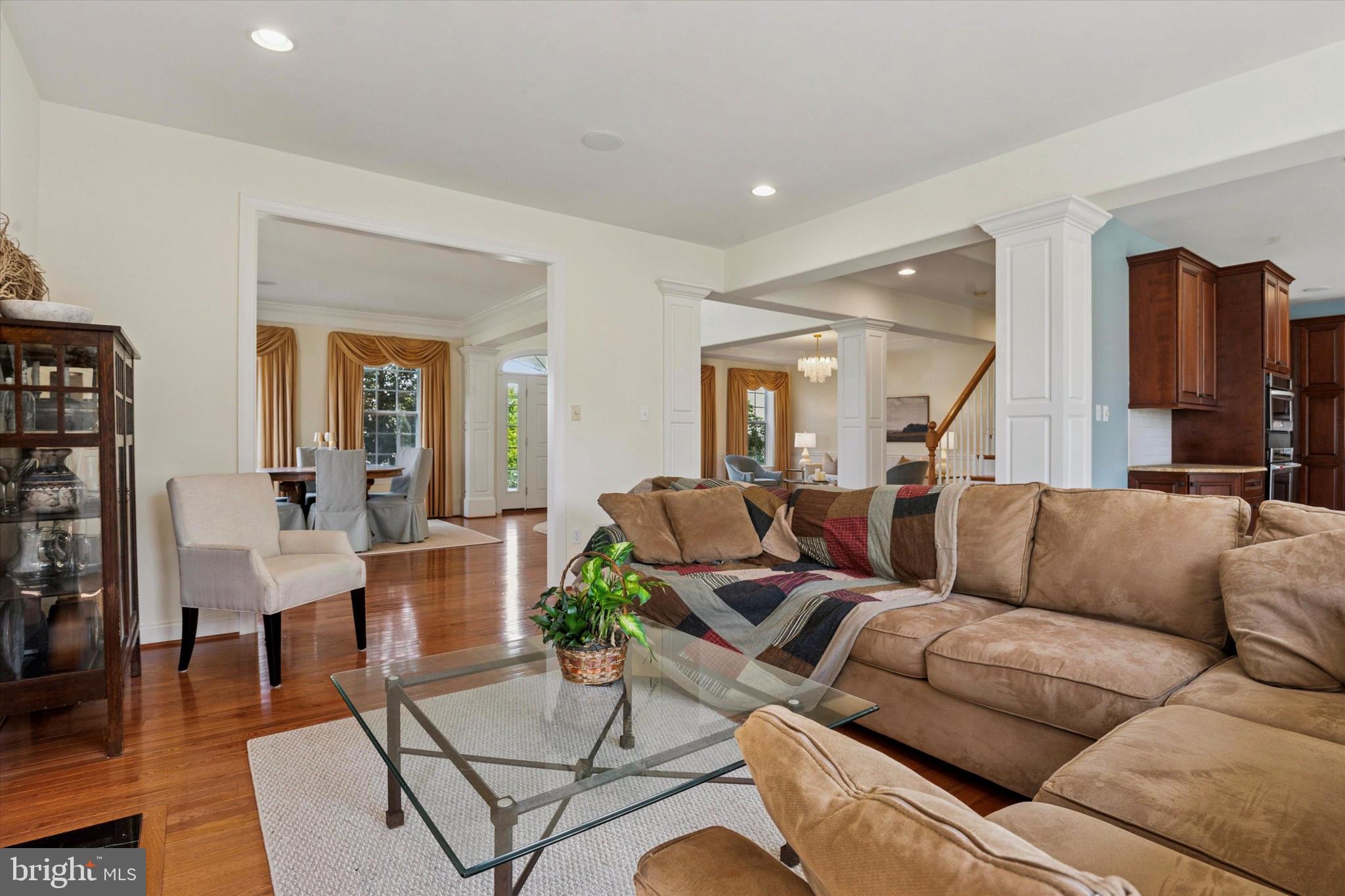 WHITE CLAY KNOLL - Residential