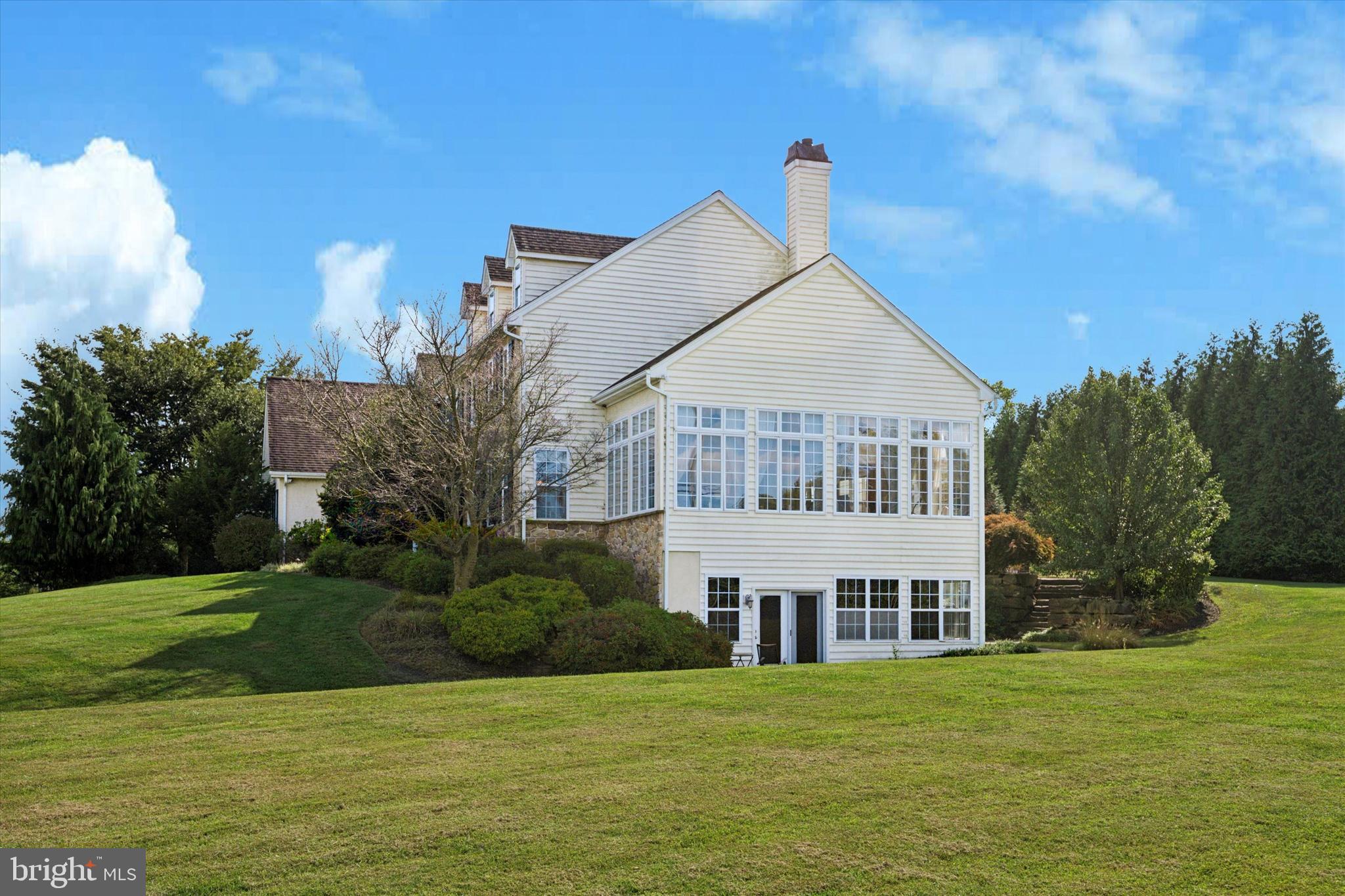 WHITE CLAY KNOLL - Residential