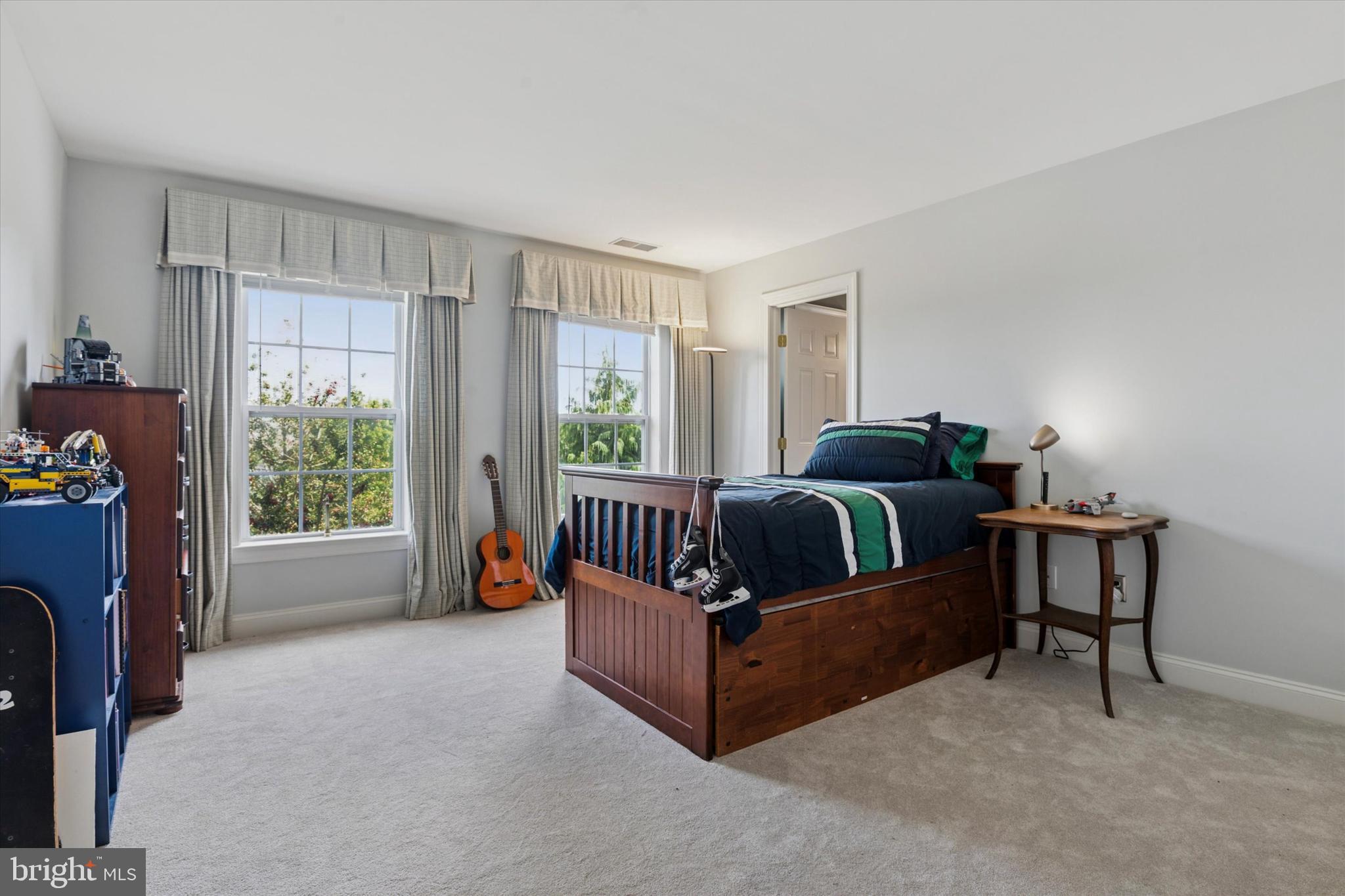 WHITE CLAY KNOLL - Residential