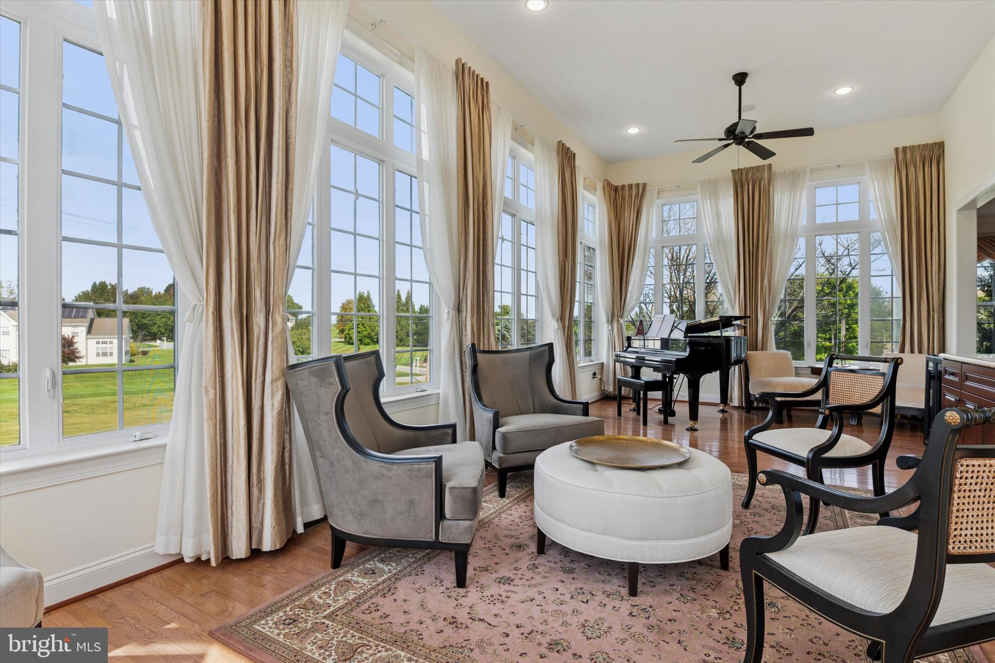 WHITE CLAY KNOLL - Residential