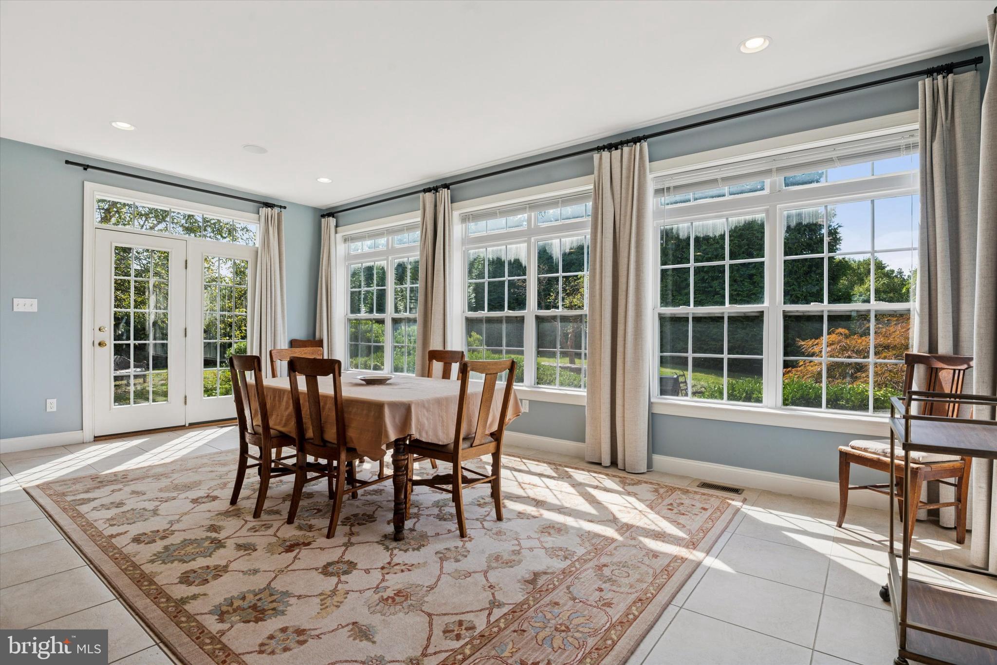 WHITE CLAY KNOLL - Residential