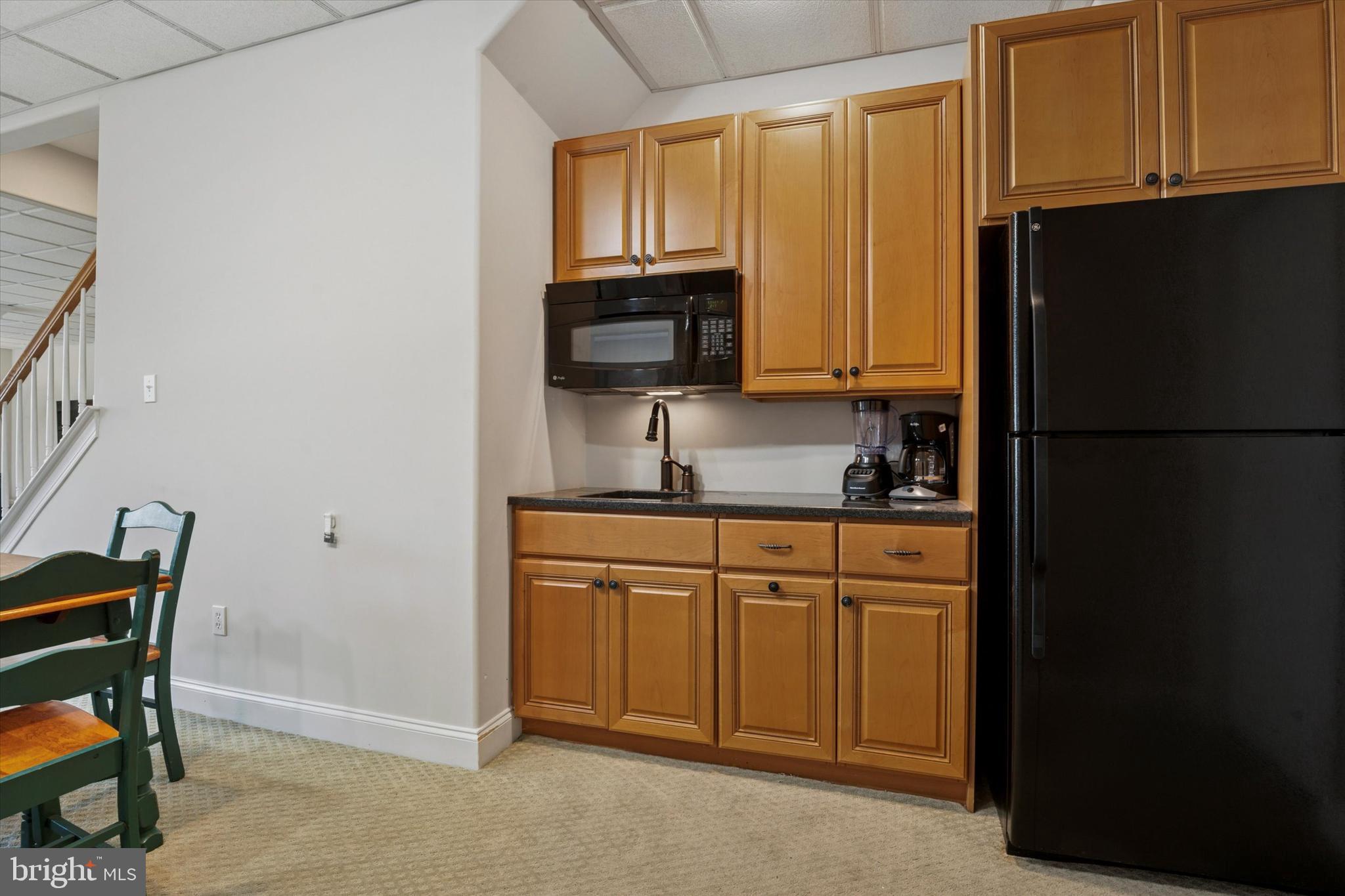 WHITE CLAY KNOLL - Residential