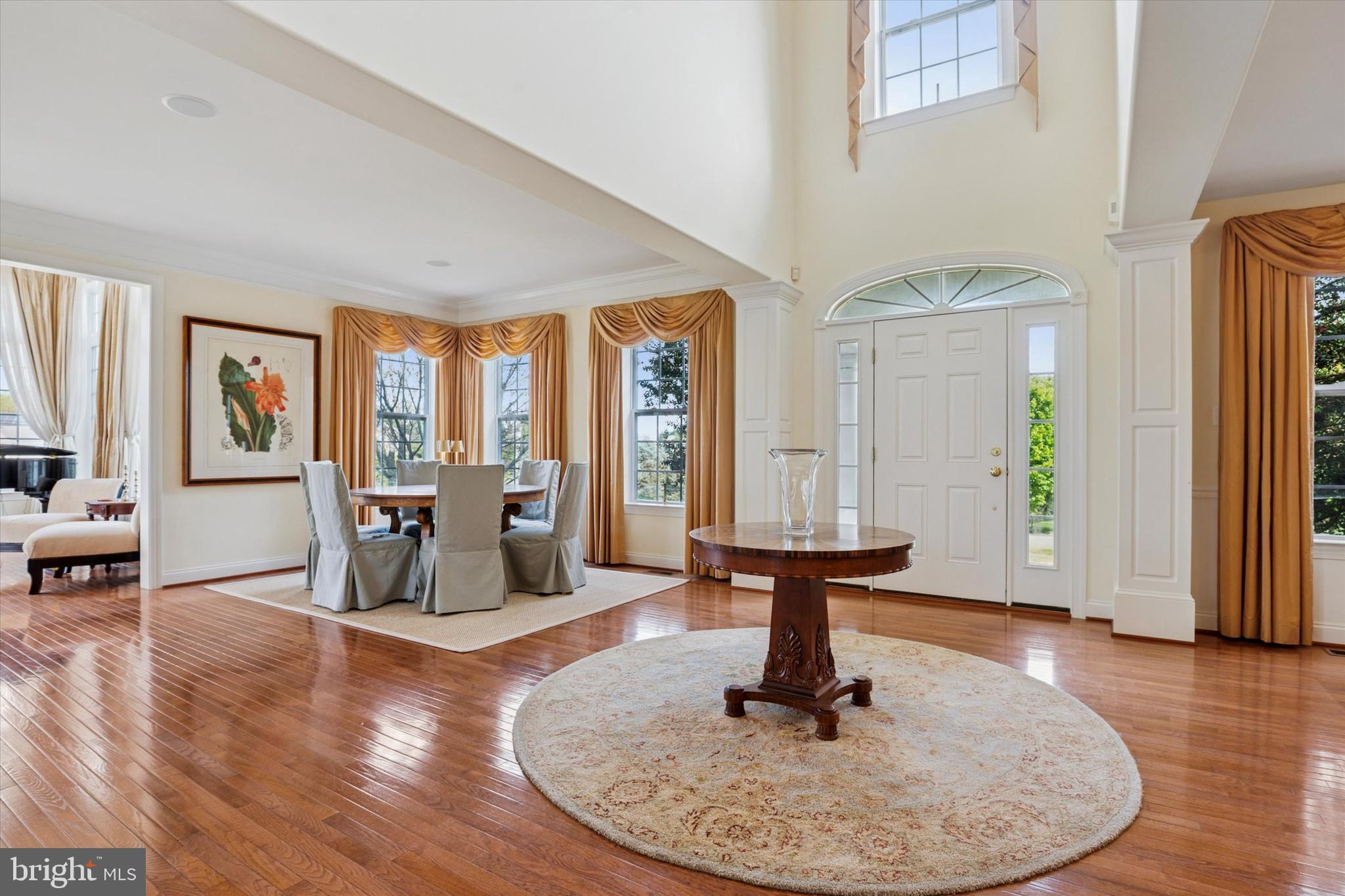 WHITE CLAY KNOLL - Residential