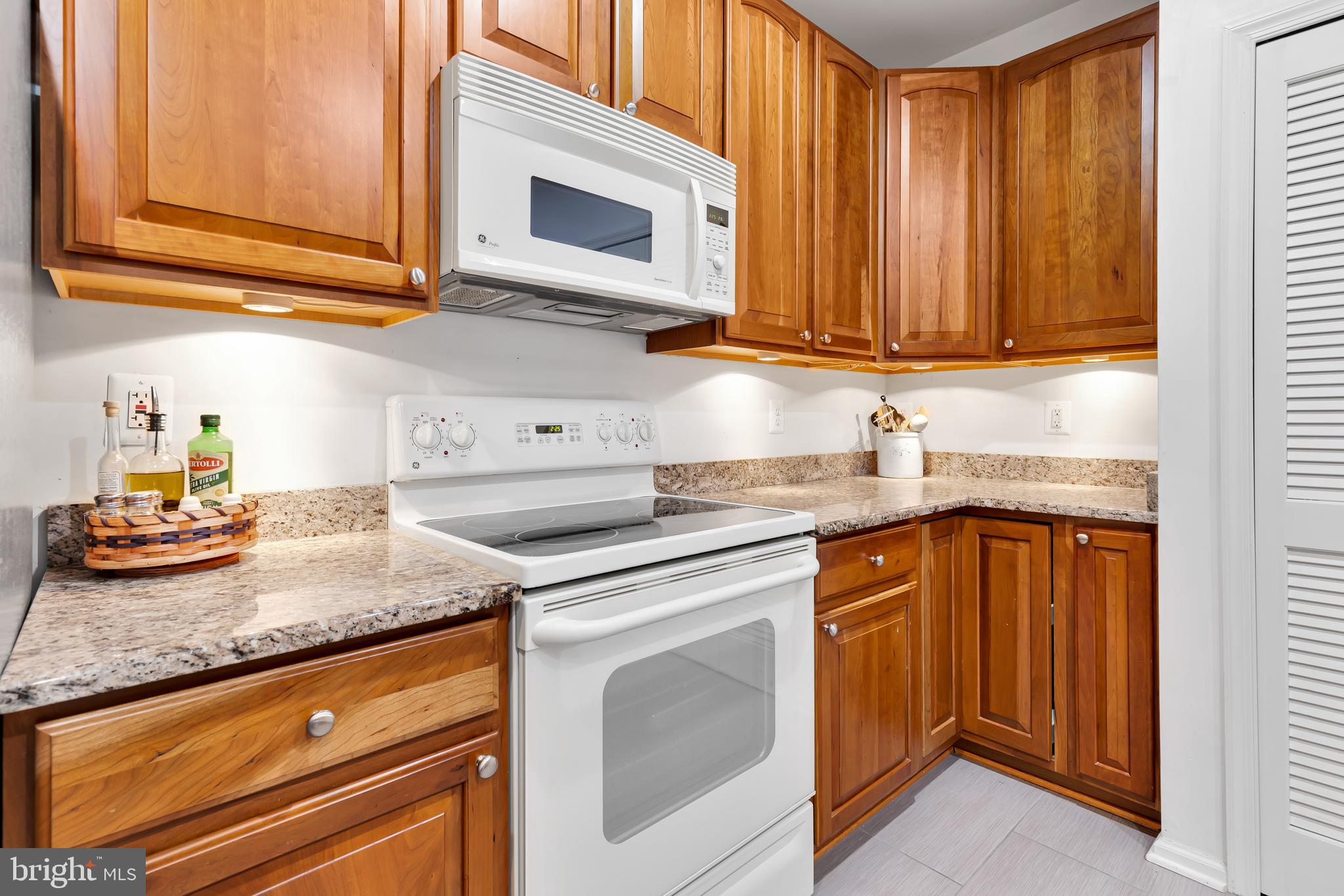 GLYNDON TRACE - Residential