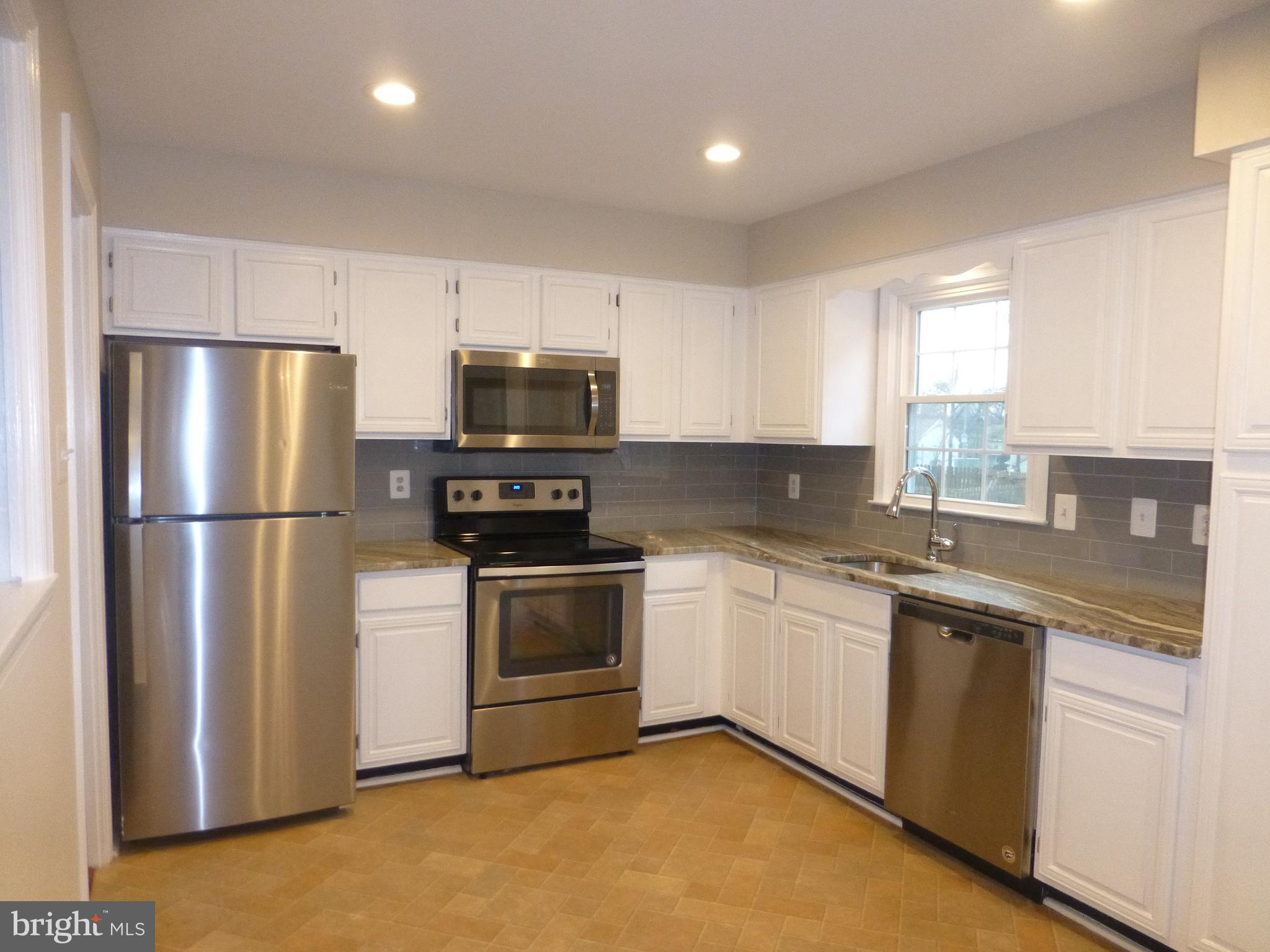 LAKE RIDGE - SPRINGWOODS - Residential