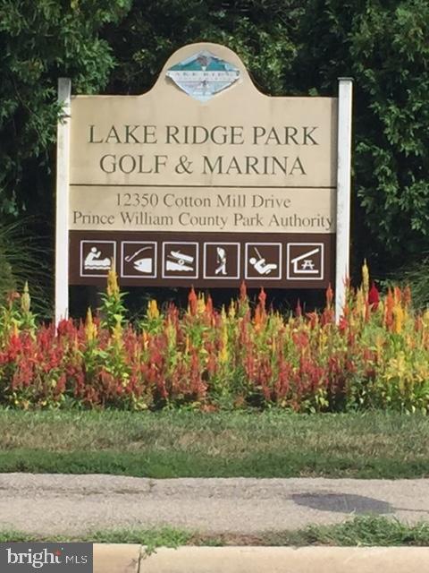 LAKE RIDGE - SPRINGWOODS - Residential