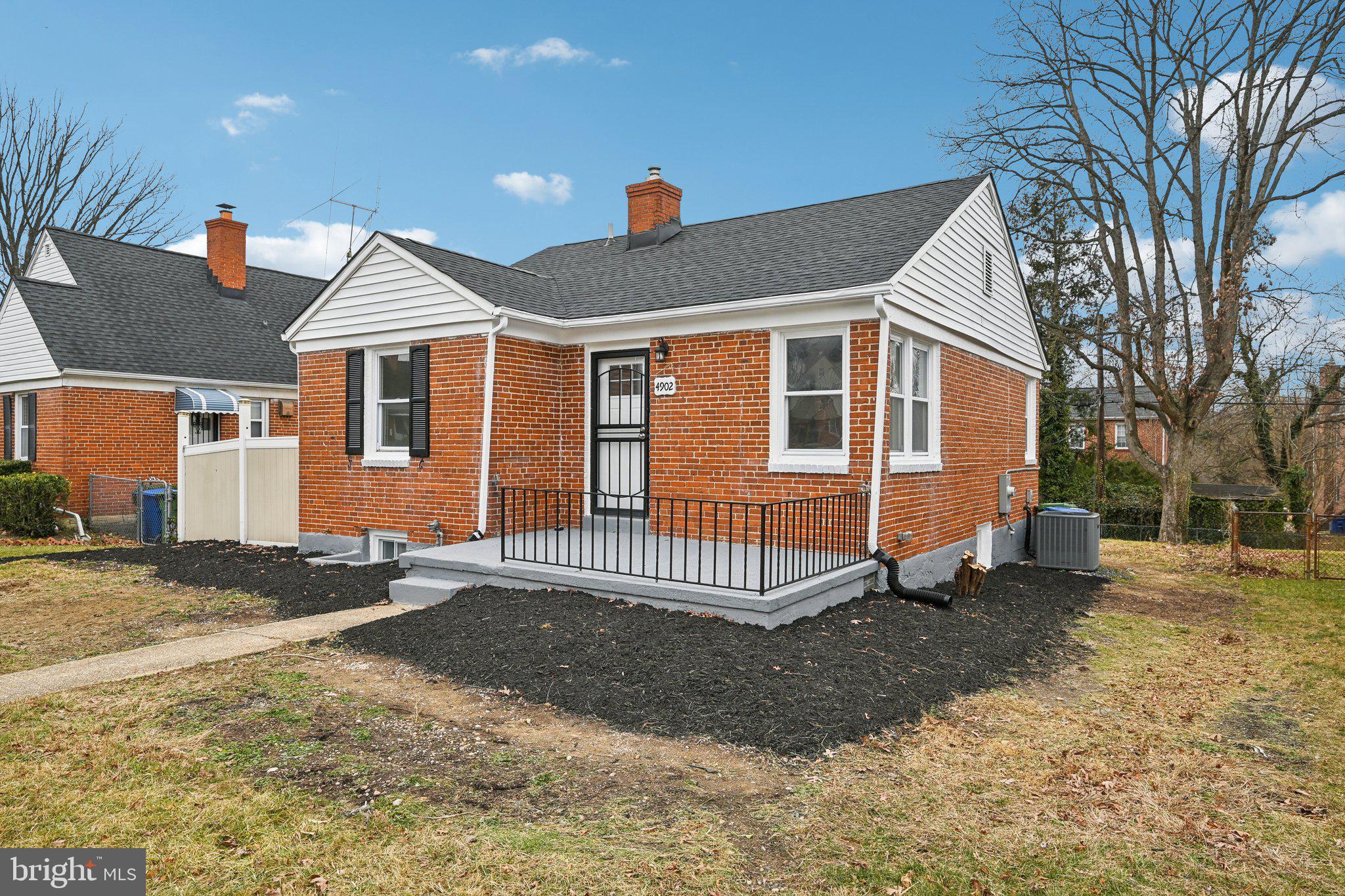 LAURAVILLE HISTORIC DISTRICT - Residential