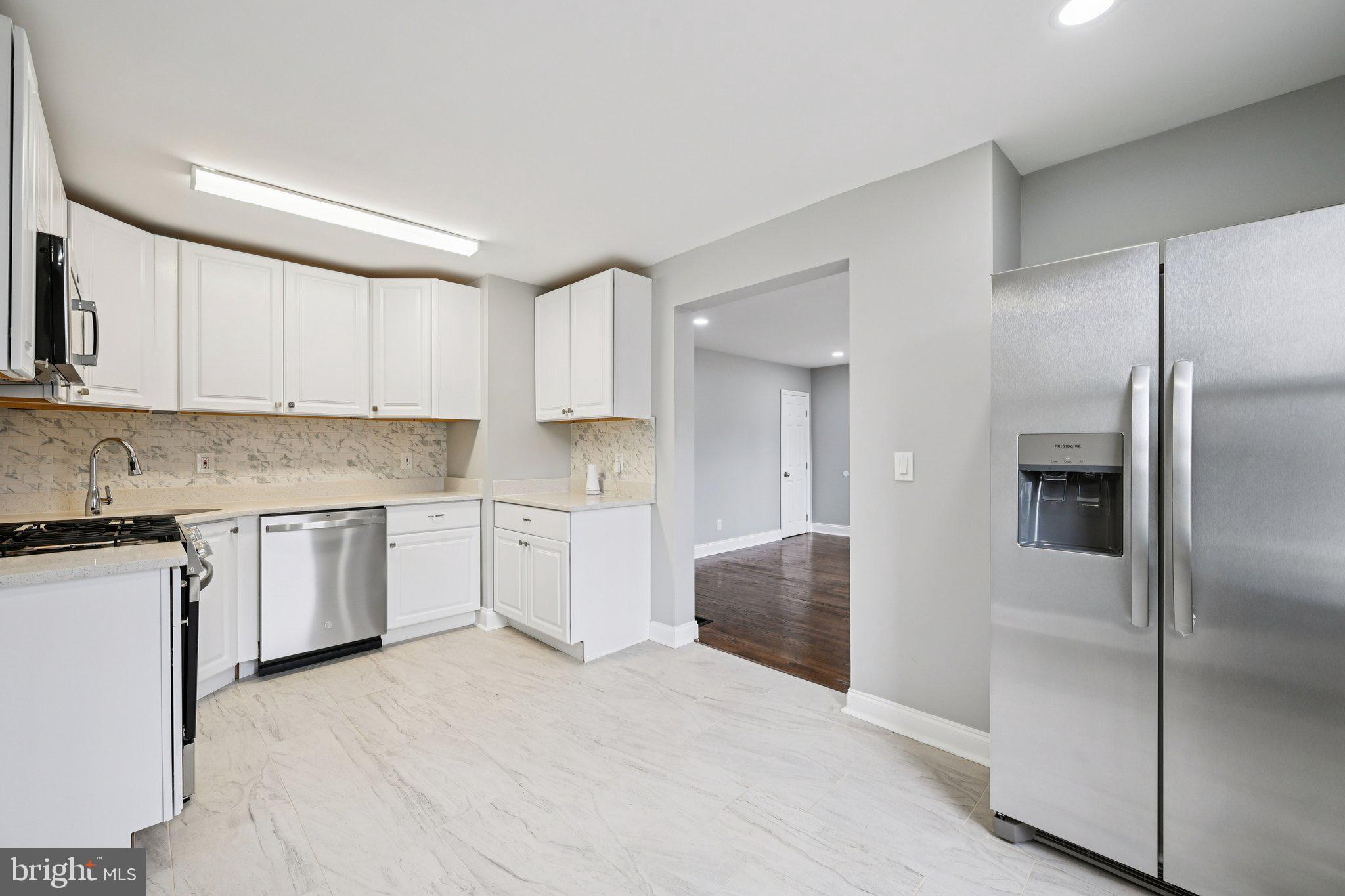 LAURAVILLE HISTORIC DISTRICT - Residential