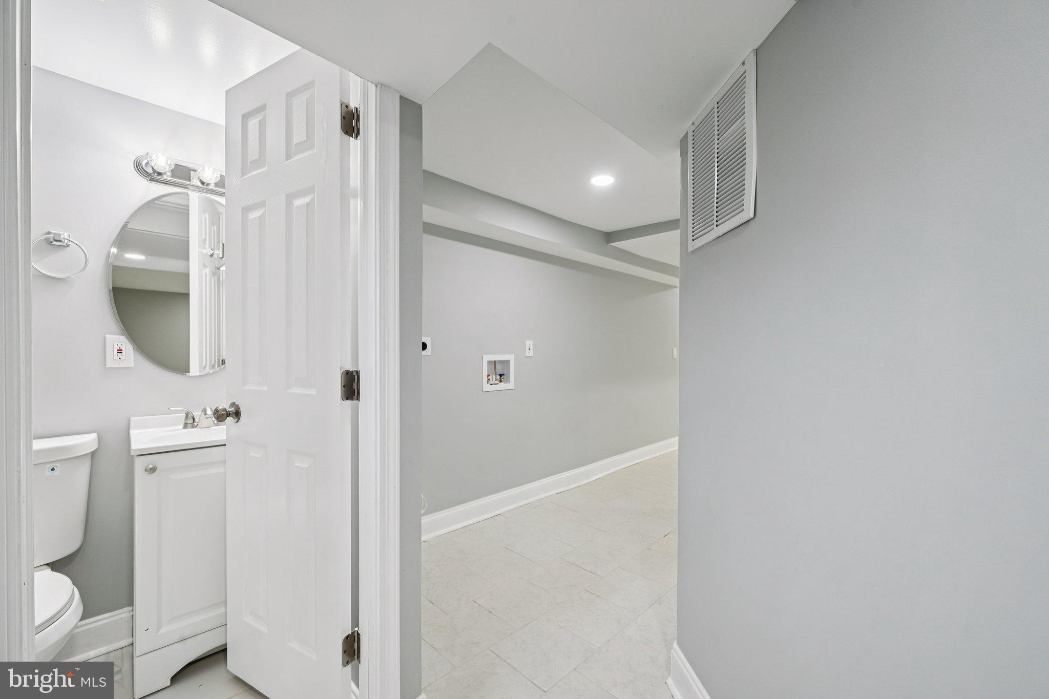 LAURAVILLE HISTORIC DISTRICT - Residential