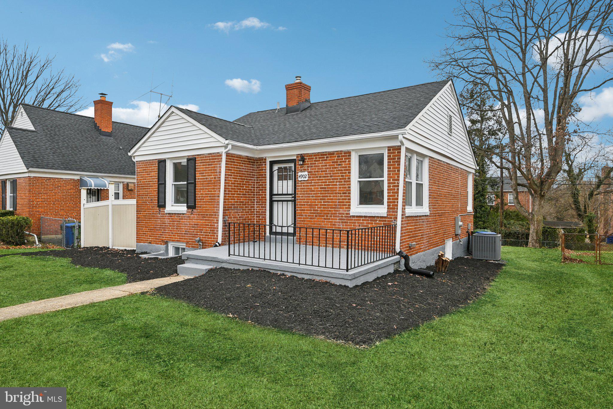 LAURAVILLE HISTORIC DISTRICT - Residential