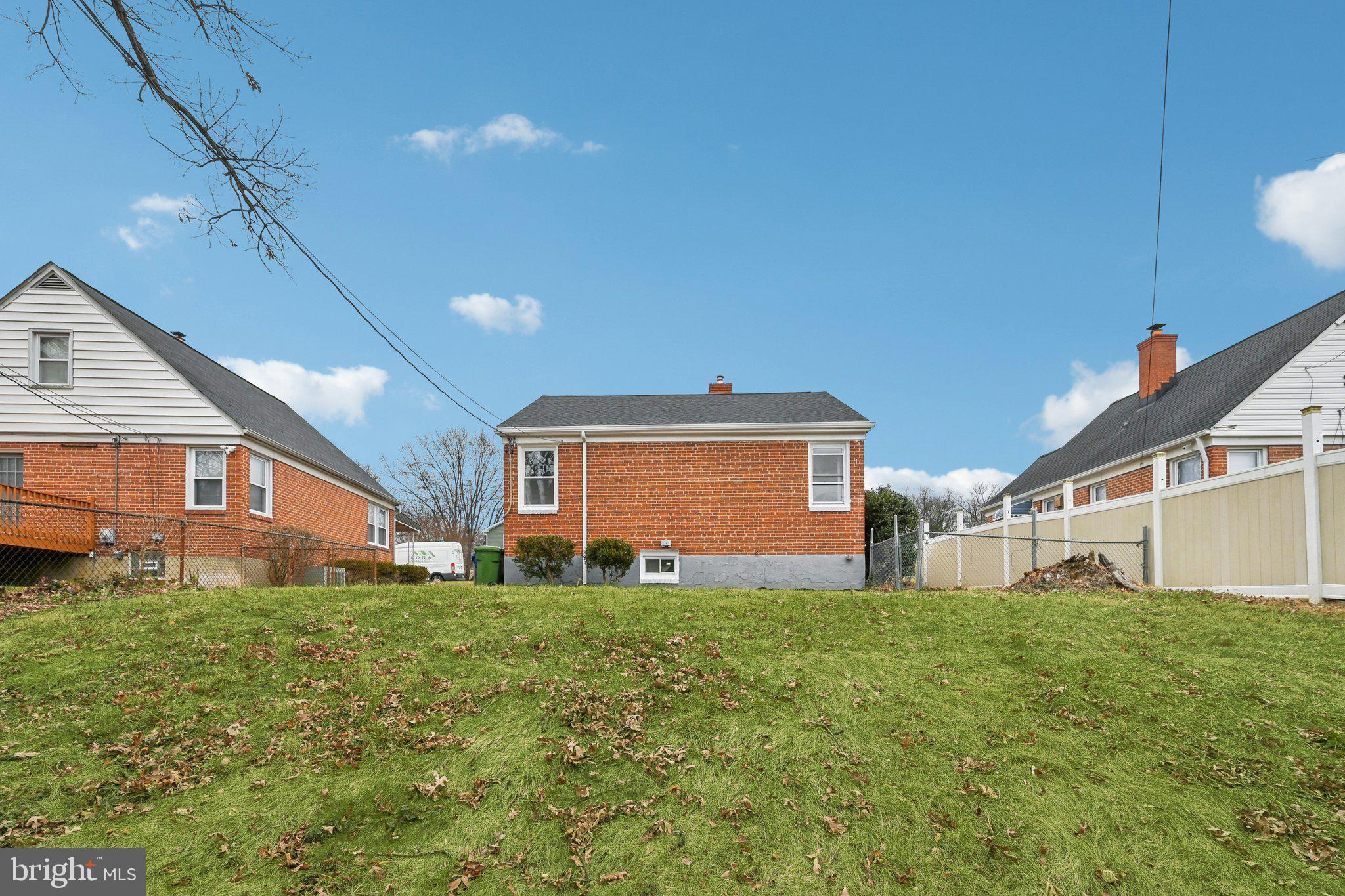 LAURAVILLE HISTORIC DISTRICT - Residential