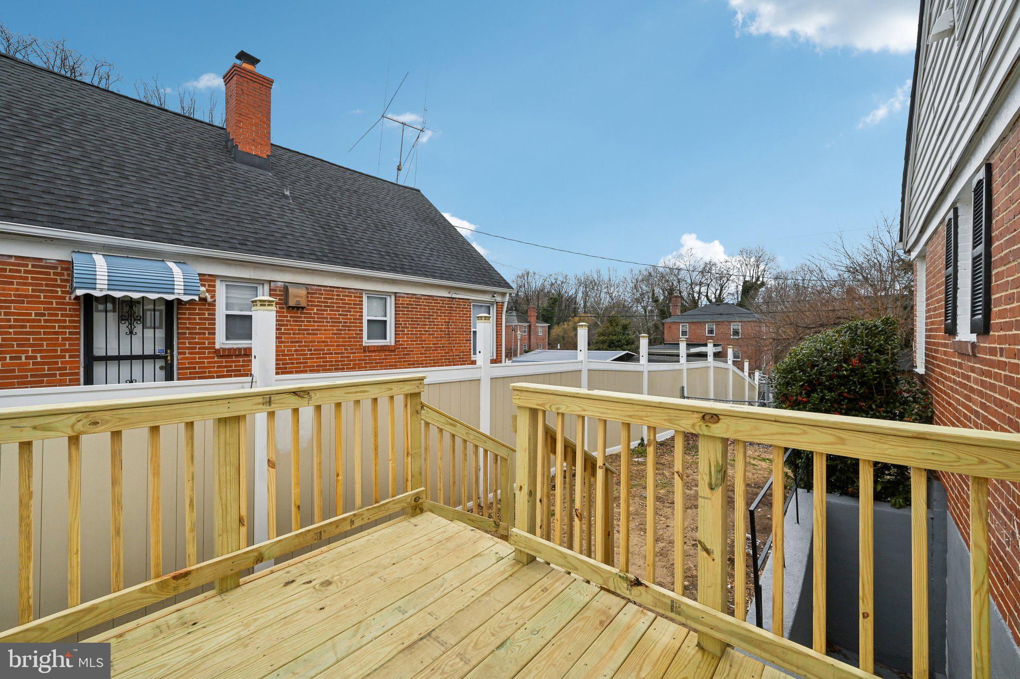 LAURAVILLE HISTORIC DISTRICT - Residential