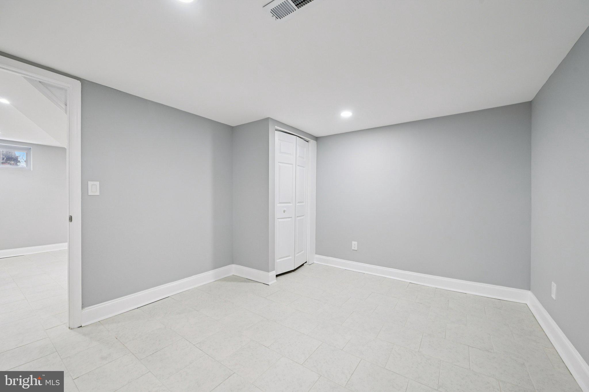 LAURAVILLE HISTORIC DISTRICT - Residential