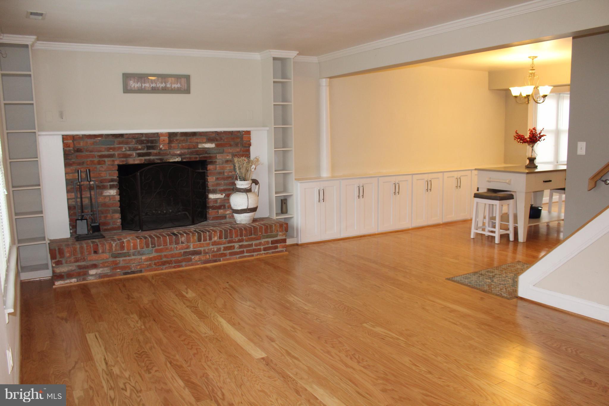 CROFTON VILLAGE - Residential