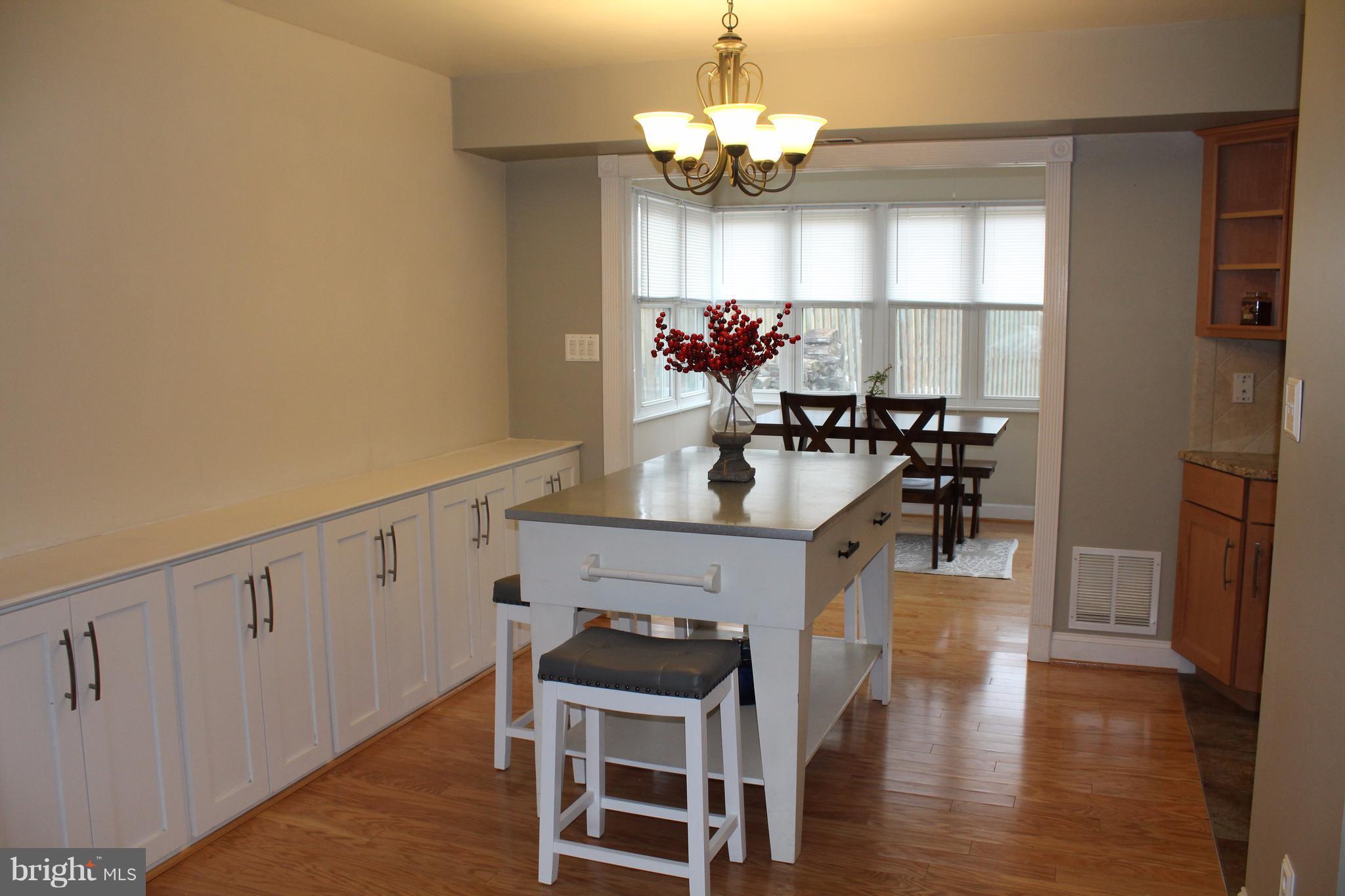 CROFTON VILLAGE - Residential