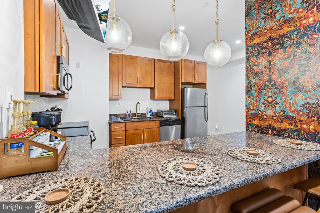 Photo of 569 N 20th Street #1F, PHILADELPHIA, PA 19130 (MLS # PAPH2580694)