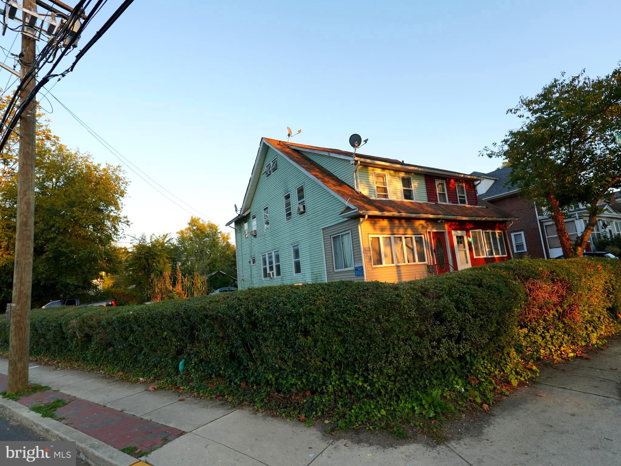 200 EVERGREEN AVENUE