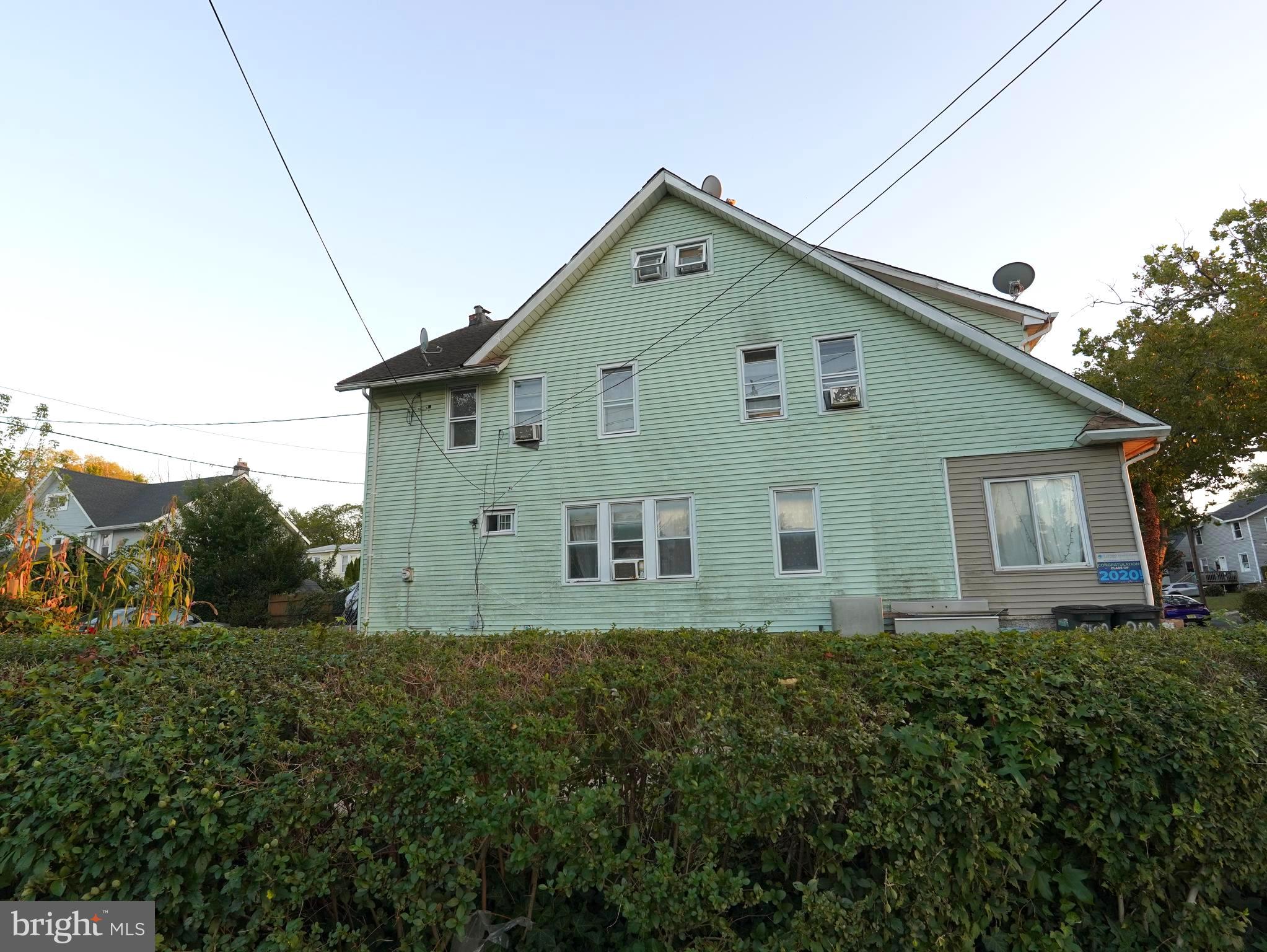200 EVERGREEN AVENUE
