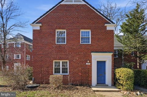 Photo of 3233 Martha Custis Drive, ALEXANDRIA, VA 22302 (MLS # VAAX2054660)
