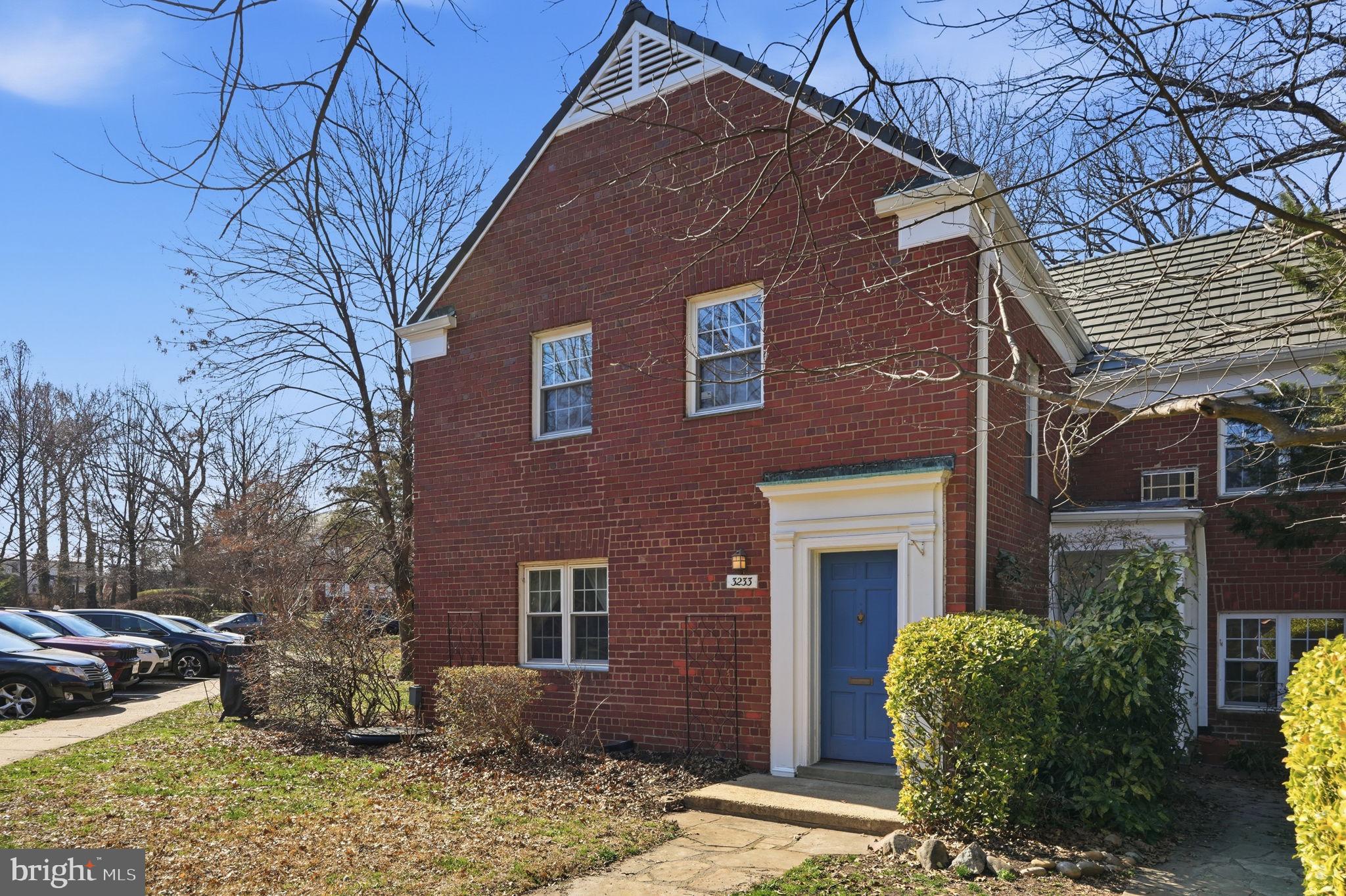 3233 MARTHA CUSTIS DRIVE