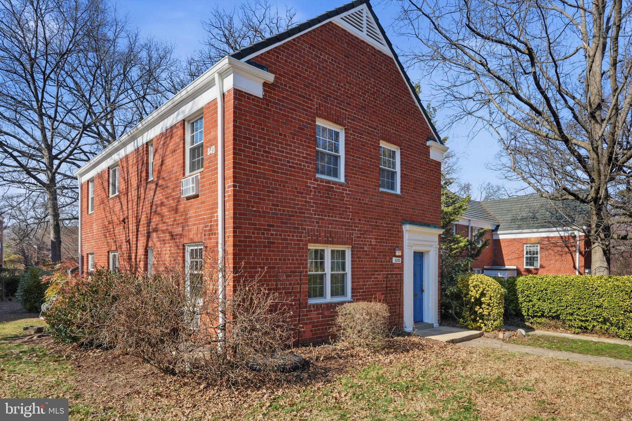 3233 MARTHA CUSTIS DRIVE