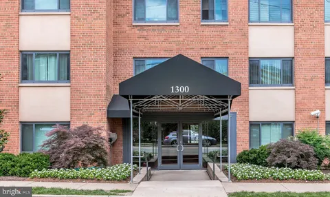 1300 S Arlington Ridge Road Unit 303, Arlington, VA 22202 - MLS#: VAAR2054312