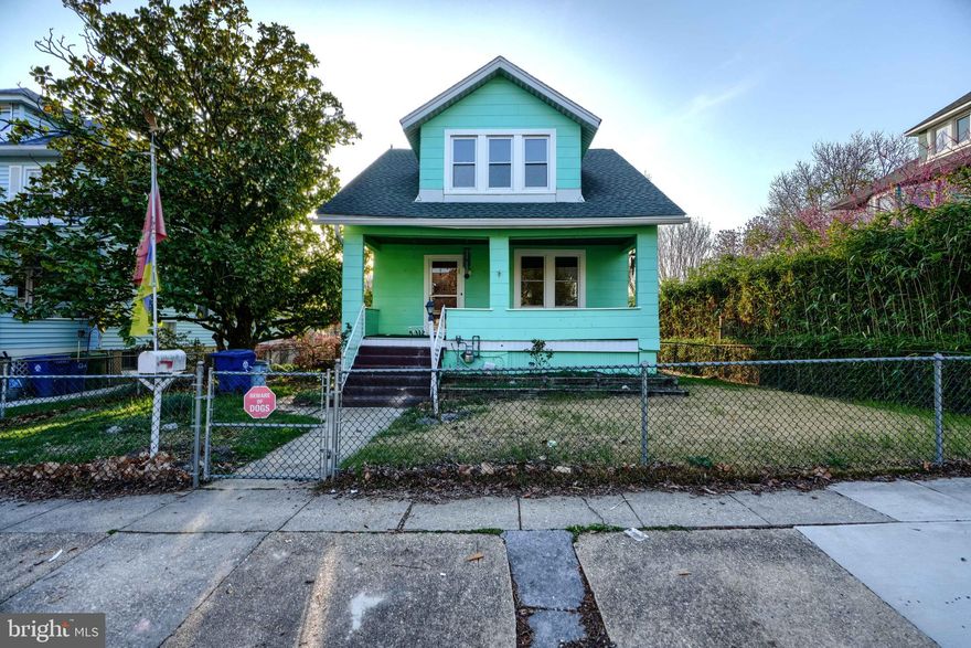 New Price! Welcom to this 3-bedroom, 2.5-bath detached home with endless potential, just waiting for the right buyer to bring it back to its full glory. Nestled in a great neighborhood, this property is ideally located close to everything you need, offering the perfect blend of convenience and comfort.

The main floor features hardwood floors that add warmth and character, though they could use some refinishing to restore their original beauty. The spacious living areas offer plenty of room for creativity, making it easy to envision your personal style and upgrades. Upstairs, you'll find 3 well-sized bedrooms, along with a full bath that's perfect for family living.

The finished basement adds valuable extra space, whether you want to use it for recreation, home office, or storage. The home is also equipped with a lovely yard, perfect for outdoor activities, and a refreshing pool ideal for relaxation and entertaining during the warmer months.

While this house does need some TLC and updates, it's an incredible opportunity for someone looking to invest in a home with great bones and tons of potential. Don't miss the chance to turn this house into your dream home! Sold As-IS seller may offer credits for repairs.