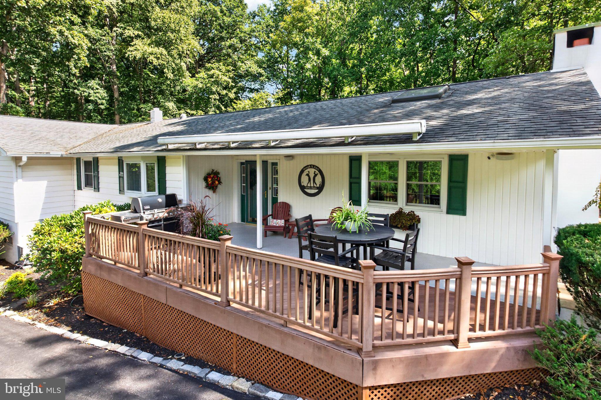 2439 HORSESHOE TRAIL
